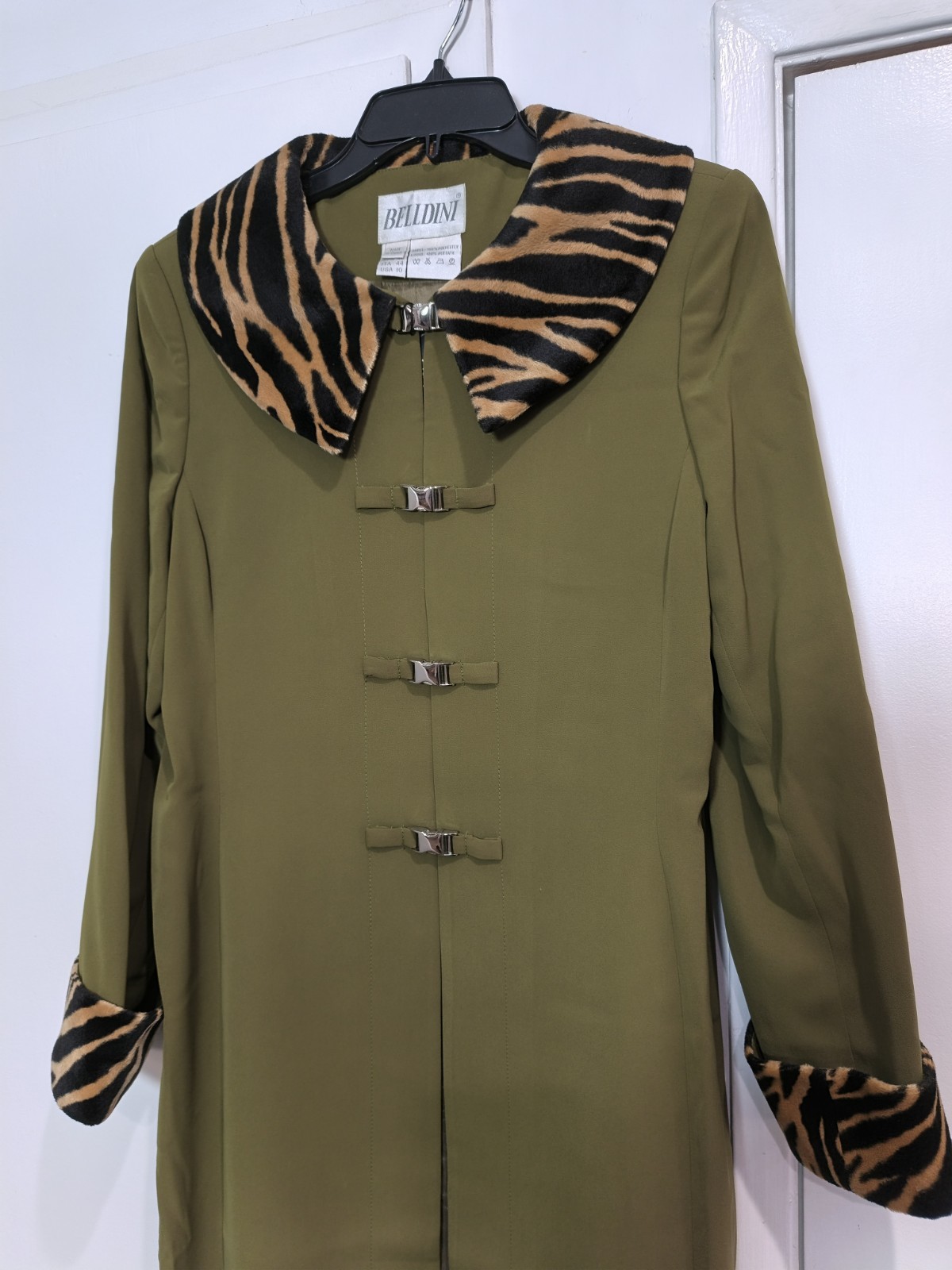 Belldini Olive Coat Animal Print Collar & Cuffs 100% Polyester USA 10 ITA 44