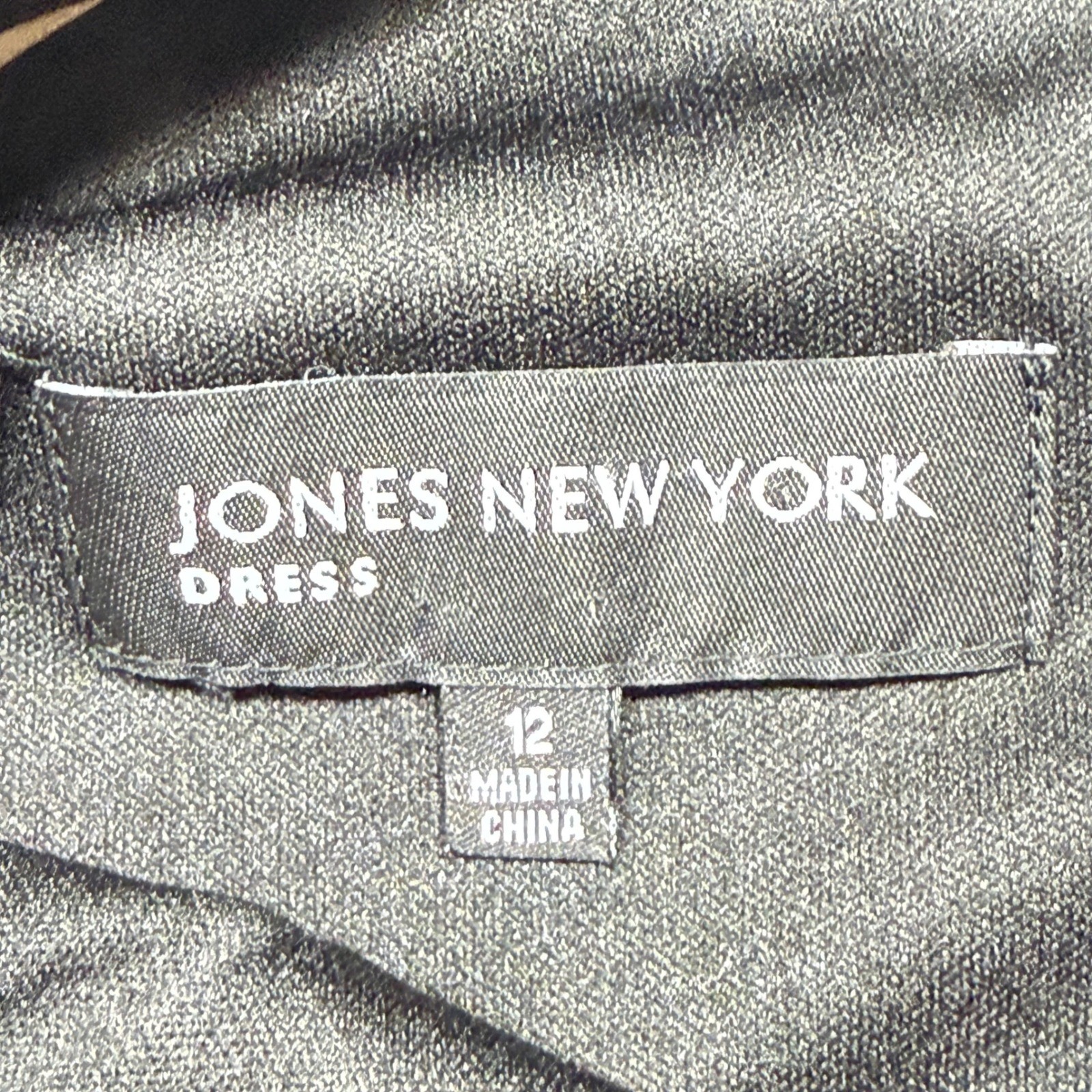 Vintage Jones New York 12 Brown Silk Animal Print Tiered Ruffle V-Neck Dress
