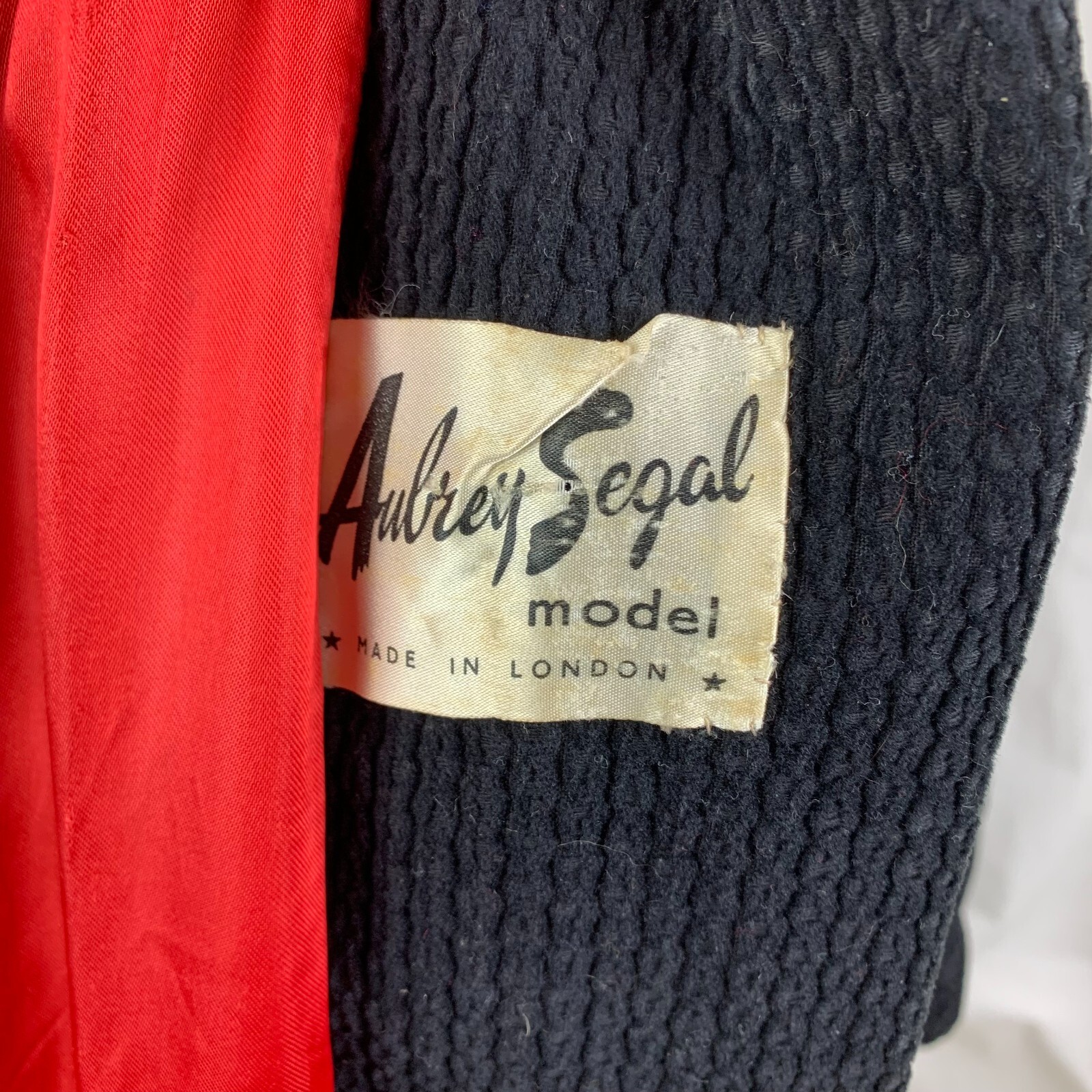 Vintage 50s Aubrey Segal Swing Coat M Black Corduroy Red Lining Mother of Pearl