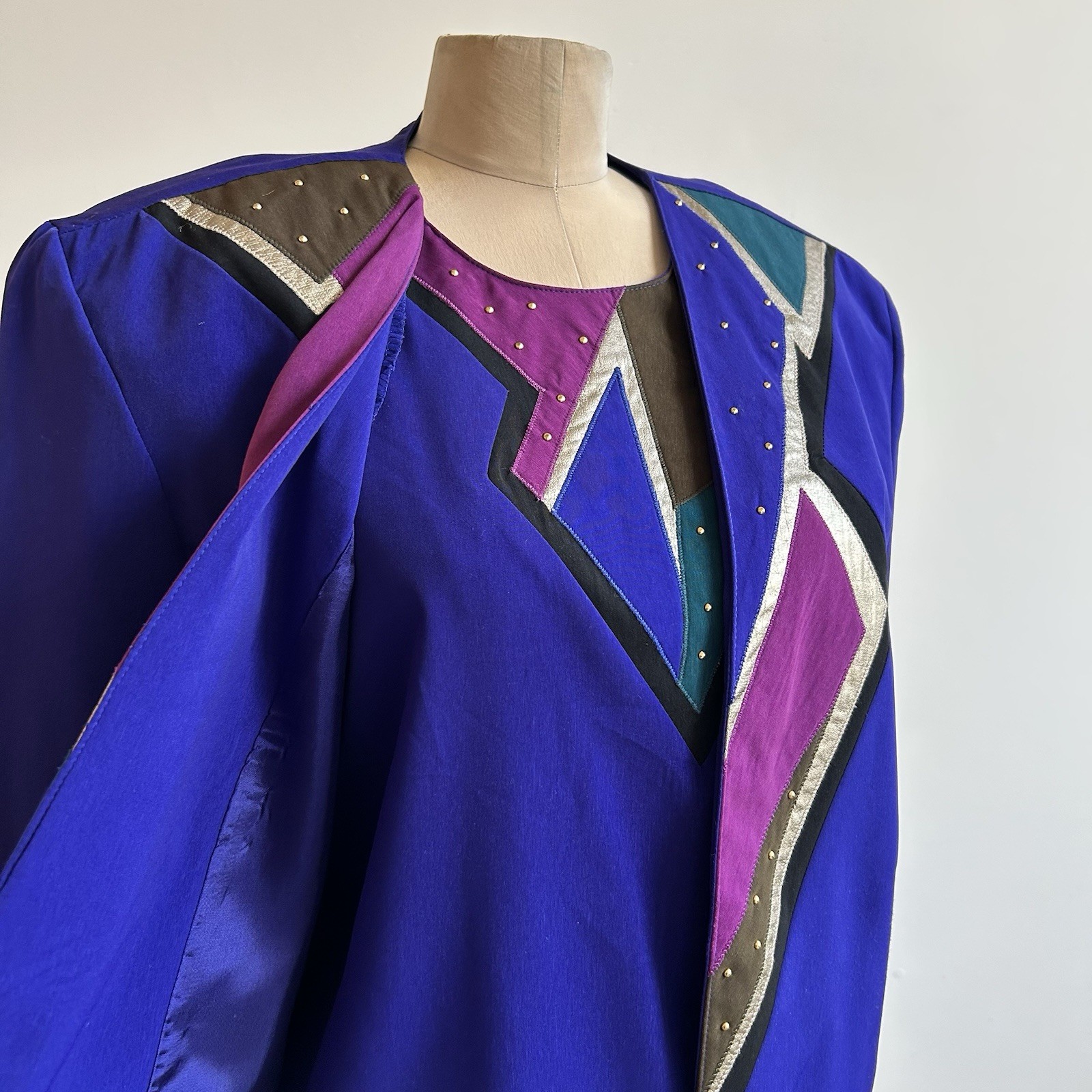 Vintage 80s City Girl 3 Piece Suit Embroidered Patchwork Jacket Blouse Pants M