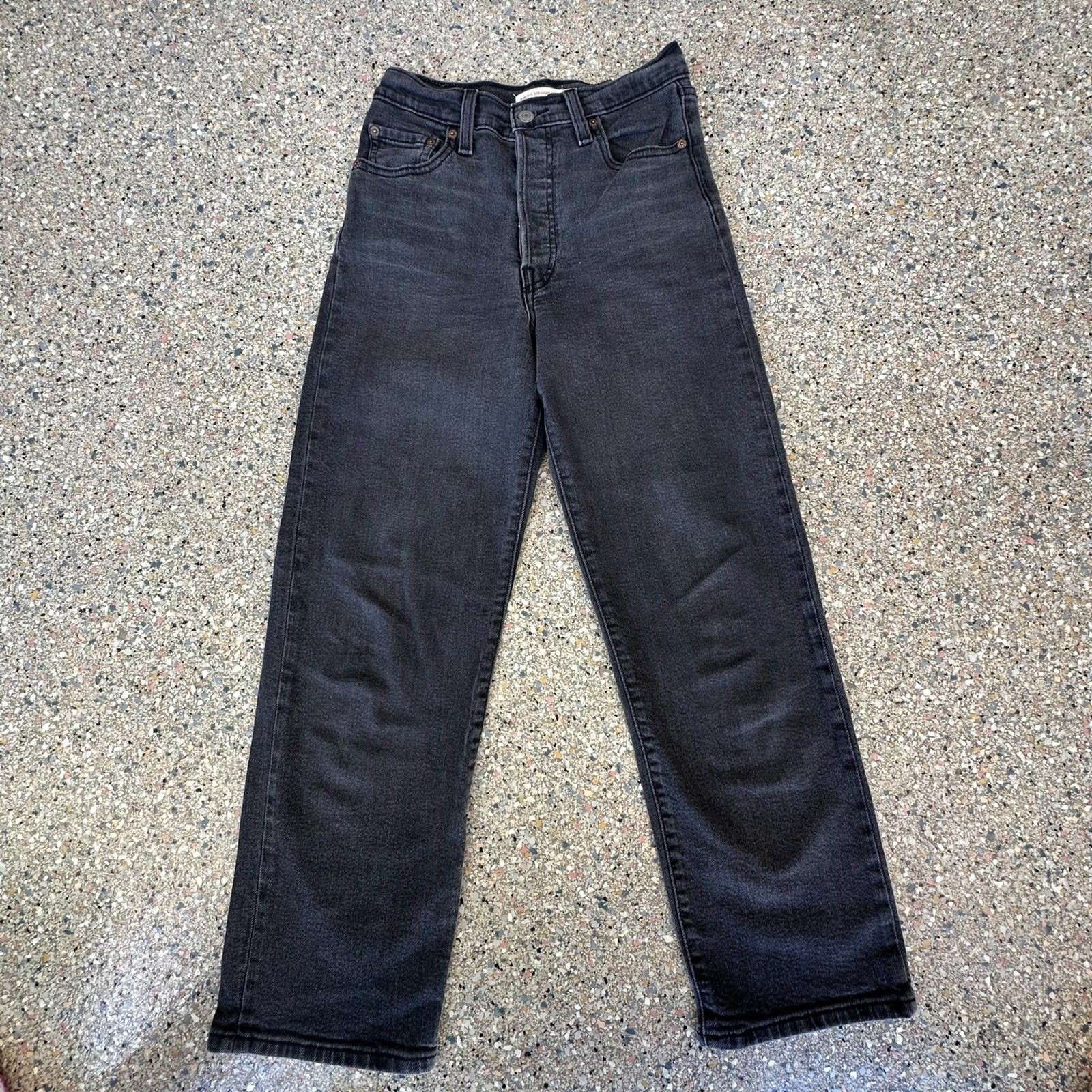 Levi’s Women’s Ribcage Straight Ankle Black Vintage Wash Denim Size 25