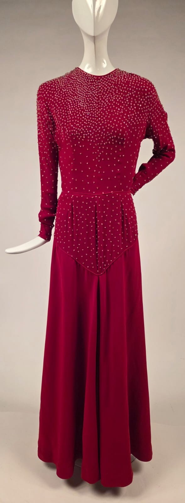 LUX LIPSTICK RED VINTAGE 1940’S LONG JERSEY DRESS W GLASS BEAD SPRINKLED TOP