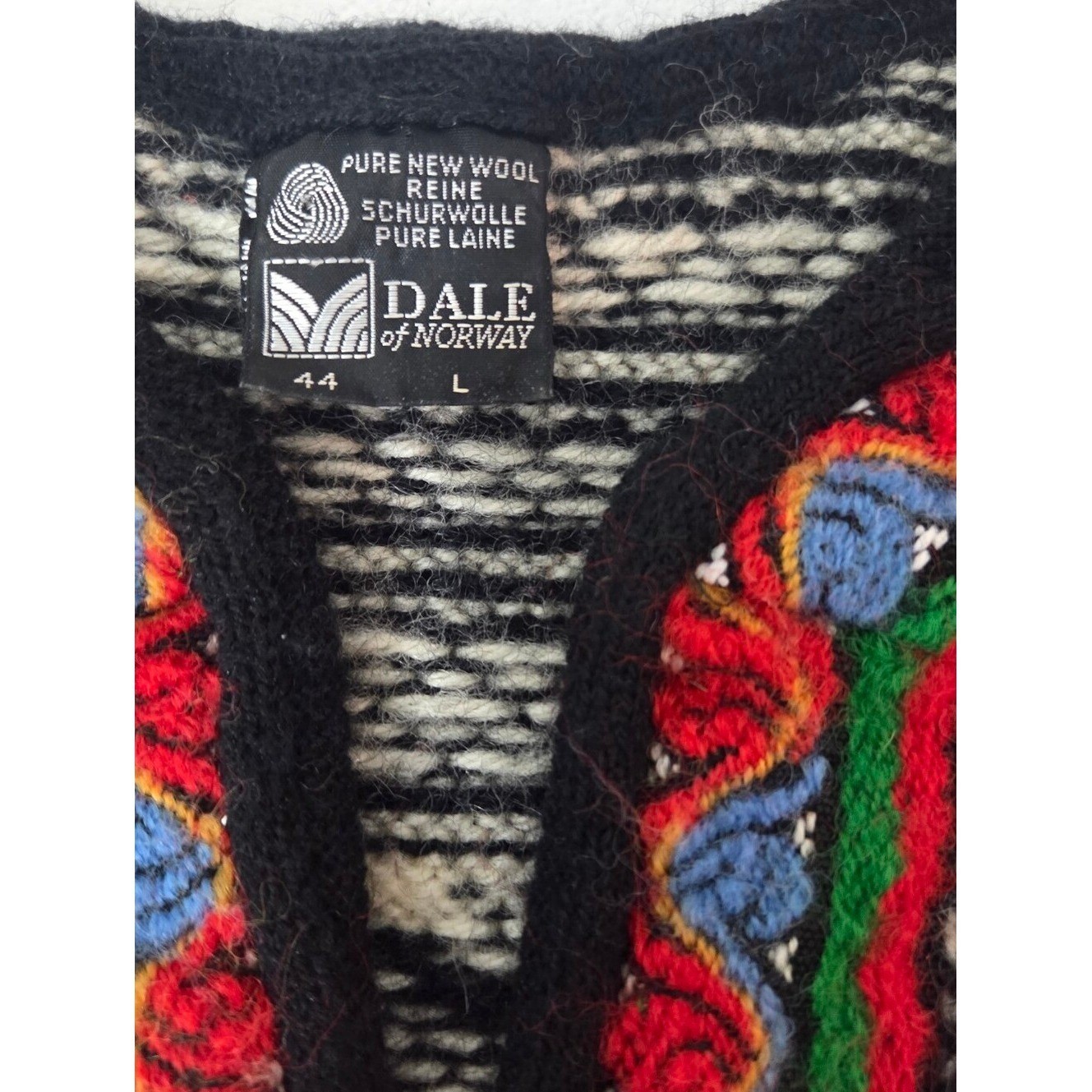 Vintage Dale Of Norway Women’s L 44 Black Wool Sweater Nordic Setesdal Lusekofte