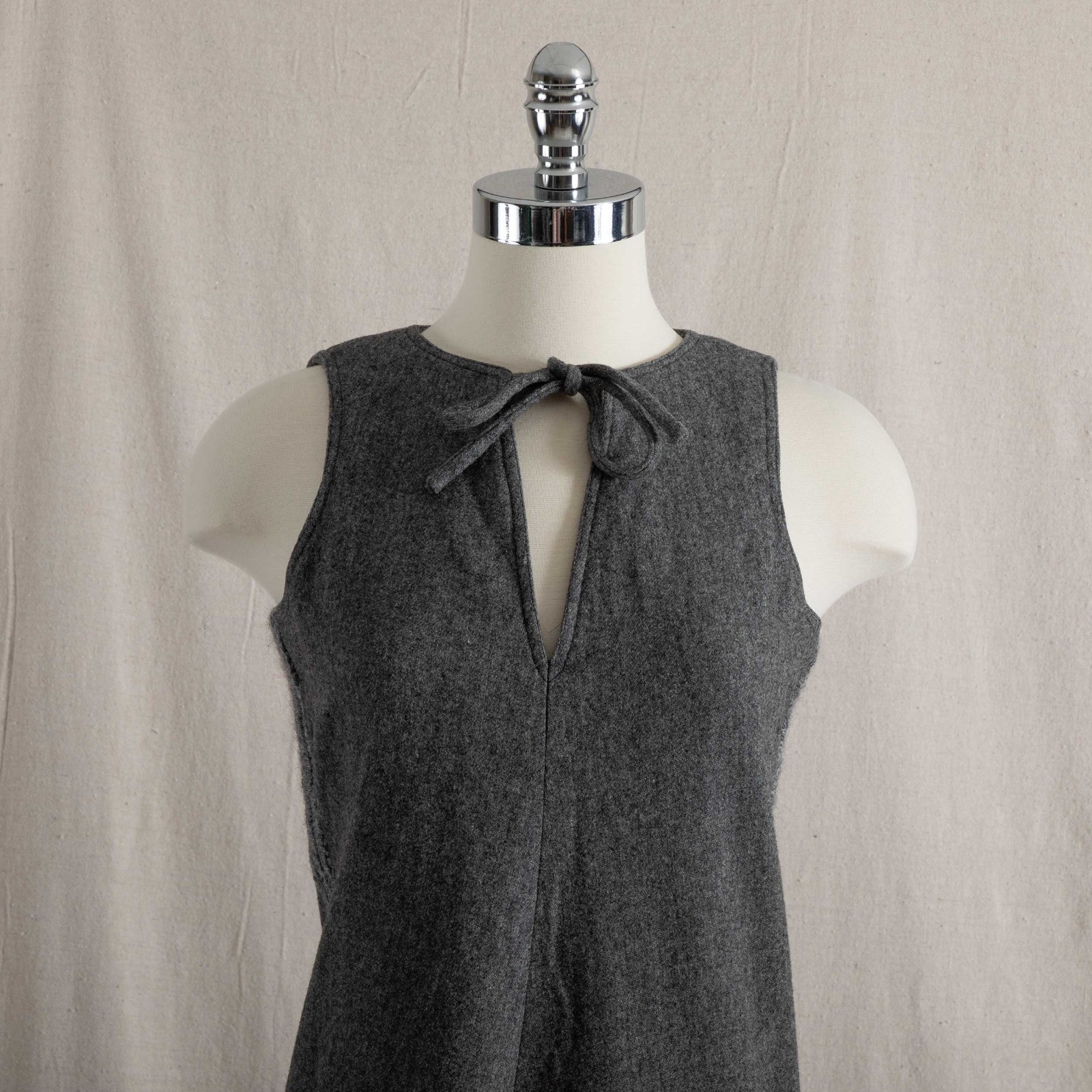 Vintage 70s Diva Evan-Picone Gray Wool Suit Dress Set Blazer Jumper Dress Small