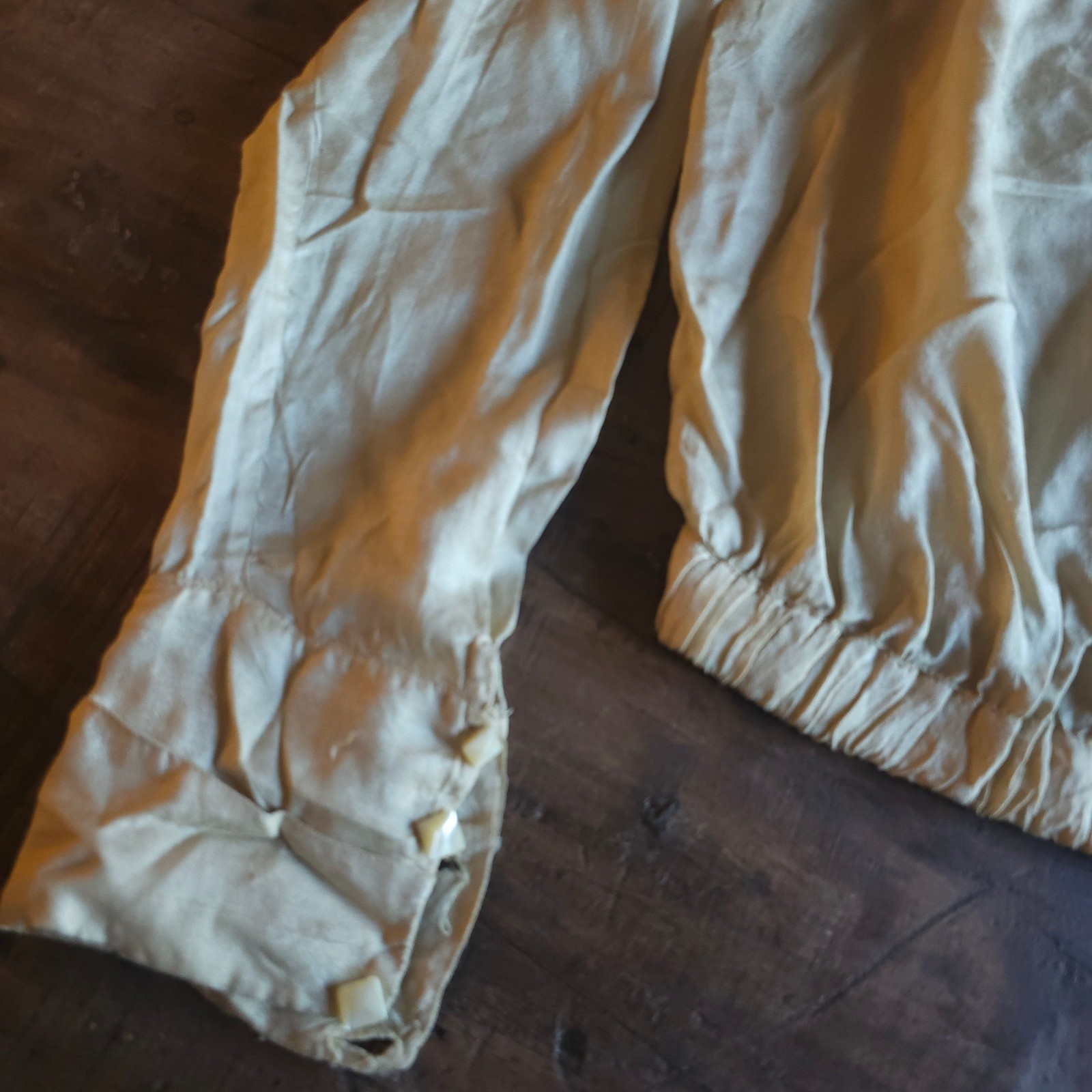 Antique Edwardian 1910s Victorian Blouse Cream Pyramid MOP Button Shirt Waist
