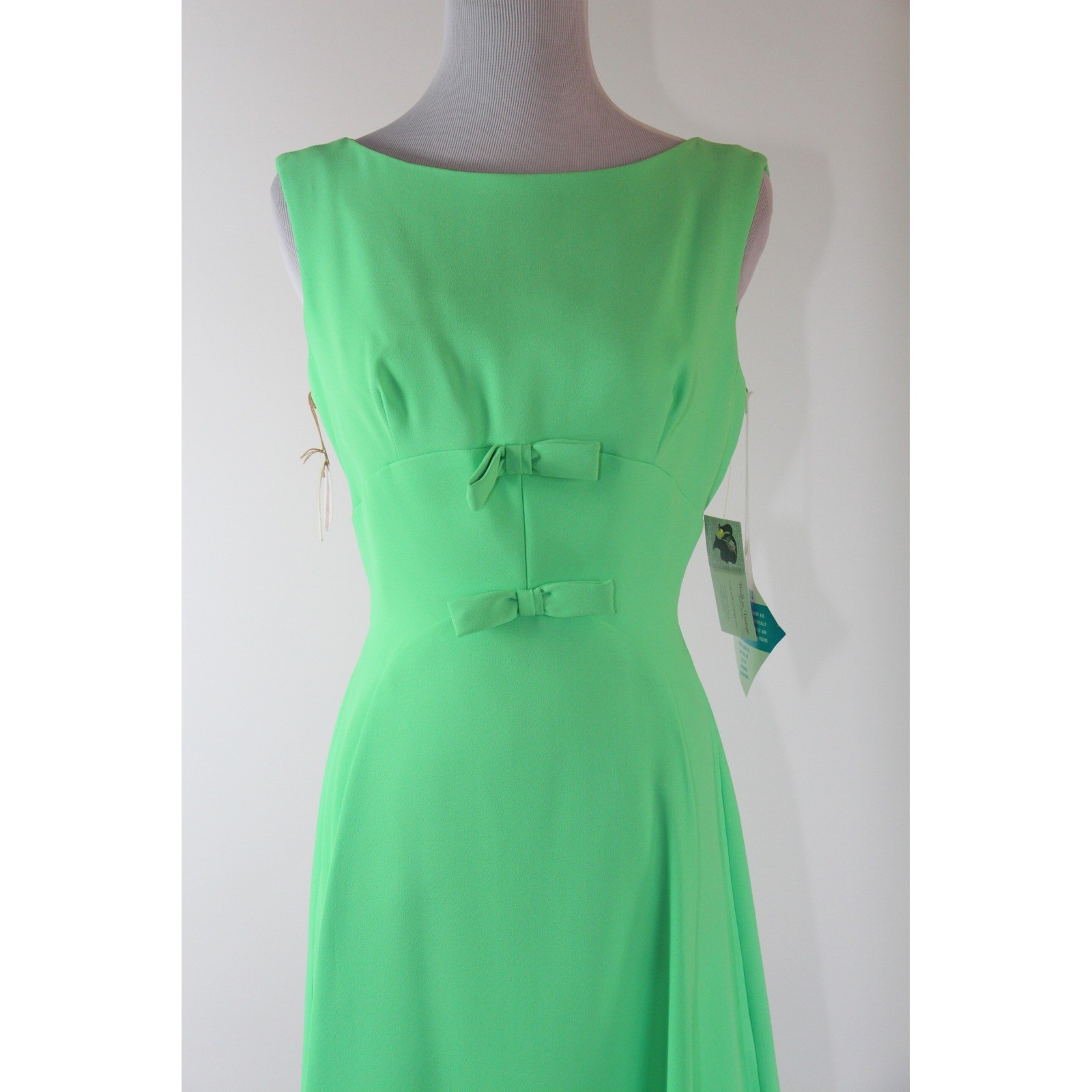 Vintage 1960s MOD Green Dress Sleeveless Bow Detail A-Line Mid Century NWT S