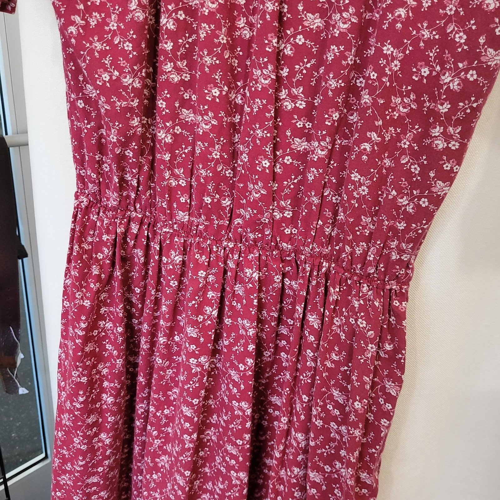 Vintage Prarie Handmade Calico Maroon Floral Dress Lace Accents Matchingt Belt
