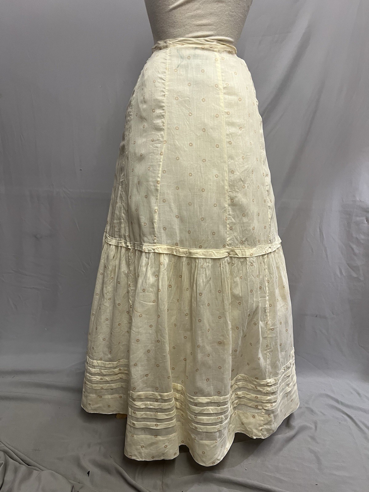 1900 Antique Yellow Cotton Circular Print Day Skirt