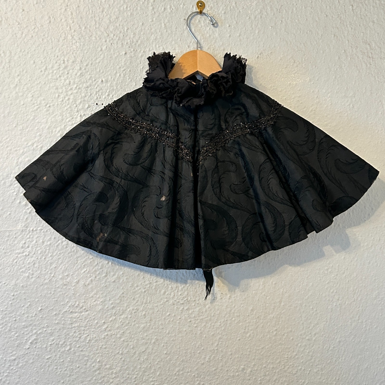 Antique Victorian Black Silk Lace Beaded Evening Cape Capelet Mourning 1800s