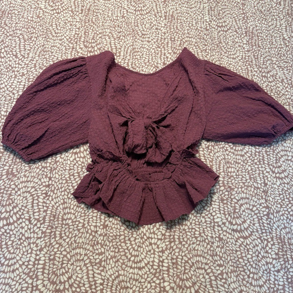 Free People Plum Textured Puff Sleeve Tie Back Peplum Top Size M