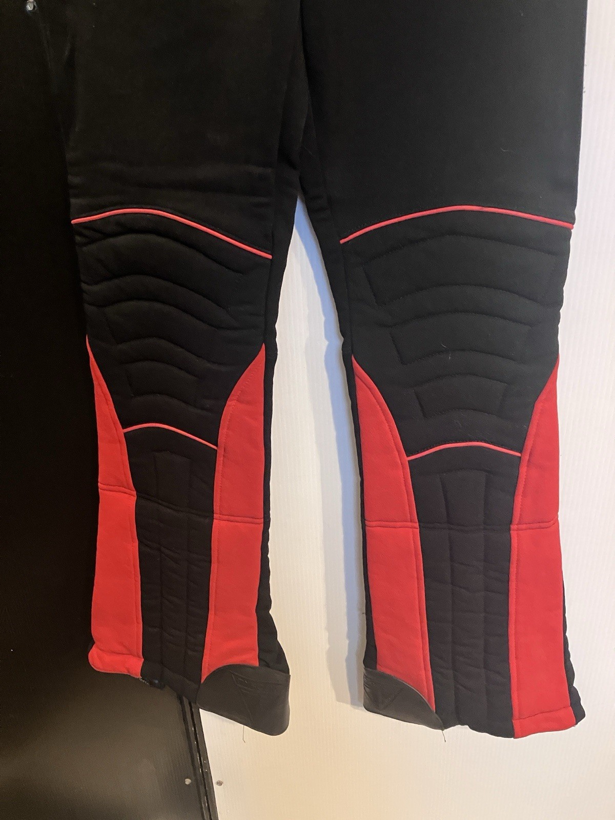 Vintage Tyrolia Black & Red over the boot Ski Pants Stretch 28