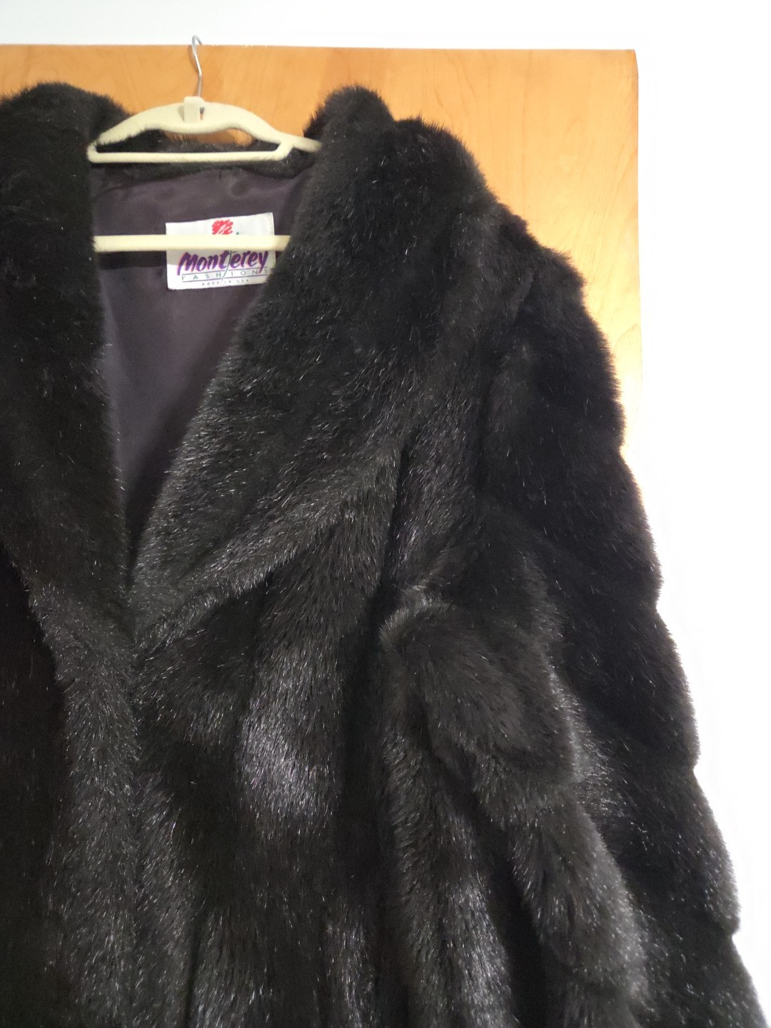 Vtg Woman’s Faux Fur Monterey Fashions Black Coat Made In USA Size 20WP