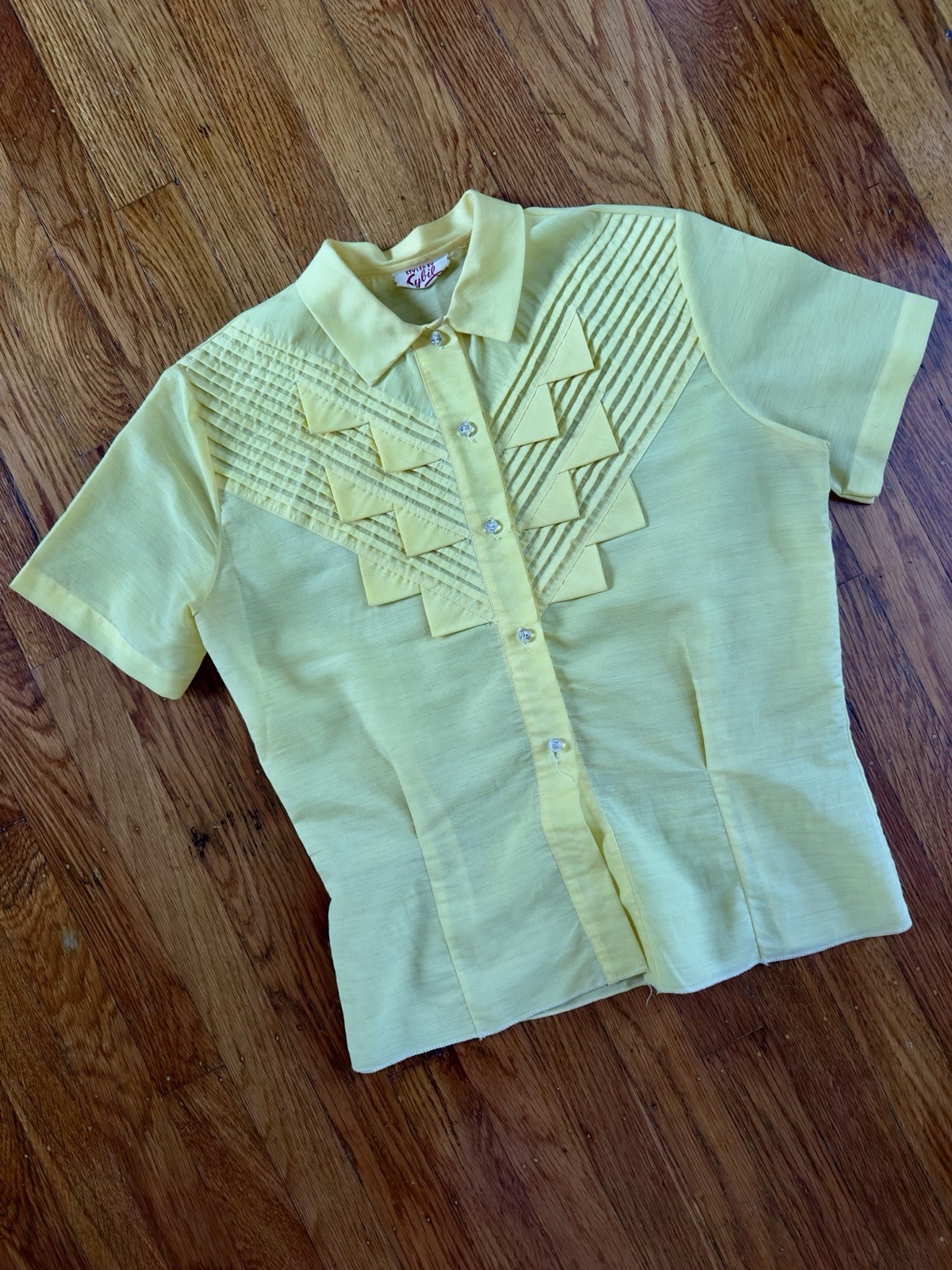 Vintage 1950s Canary Yellow Cotton Blouse Top Shirt Lucite Crystal Buttons Small