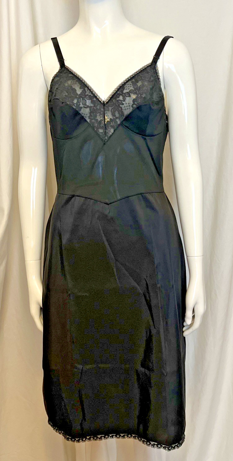 Vintage Adoria Black Slip Lace Bodice Nylon Skirt Rustles Nylon/Poly Size 36