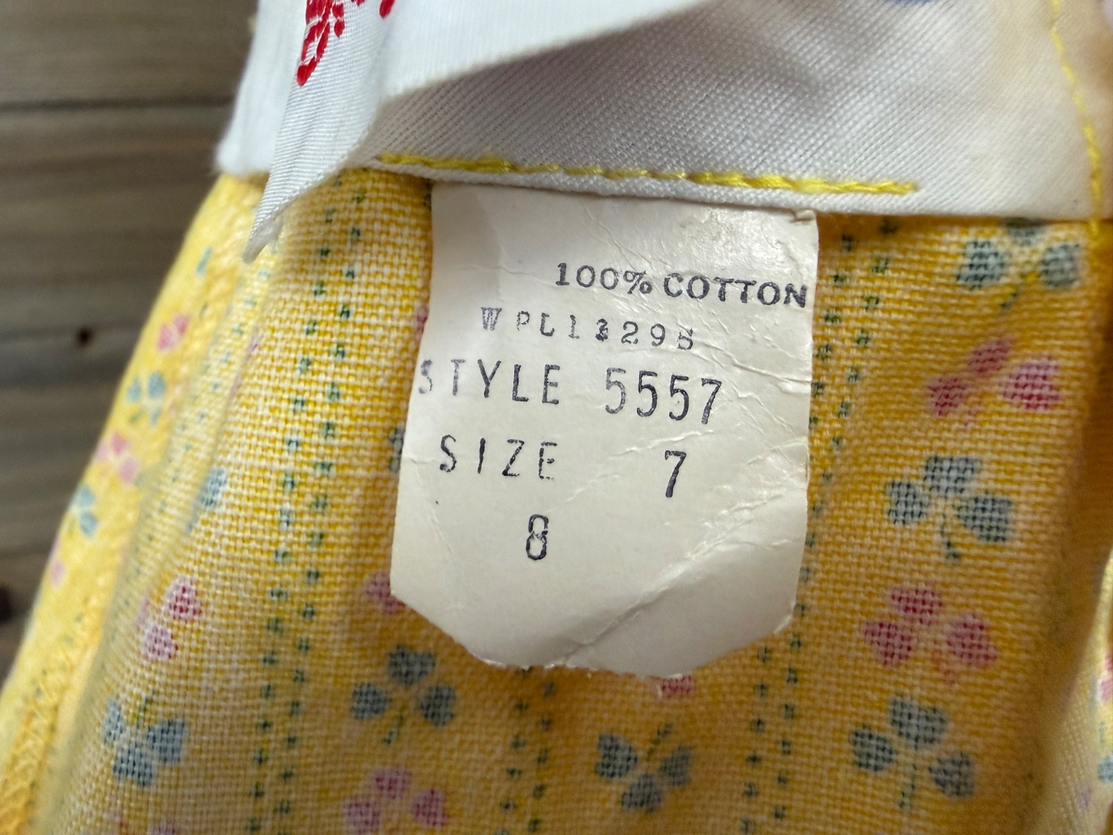 vintage 60’s pinafore mod dirndl suspender skirt rickrack trim novelty print