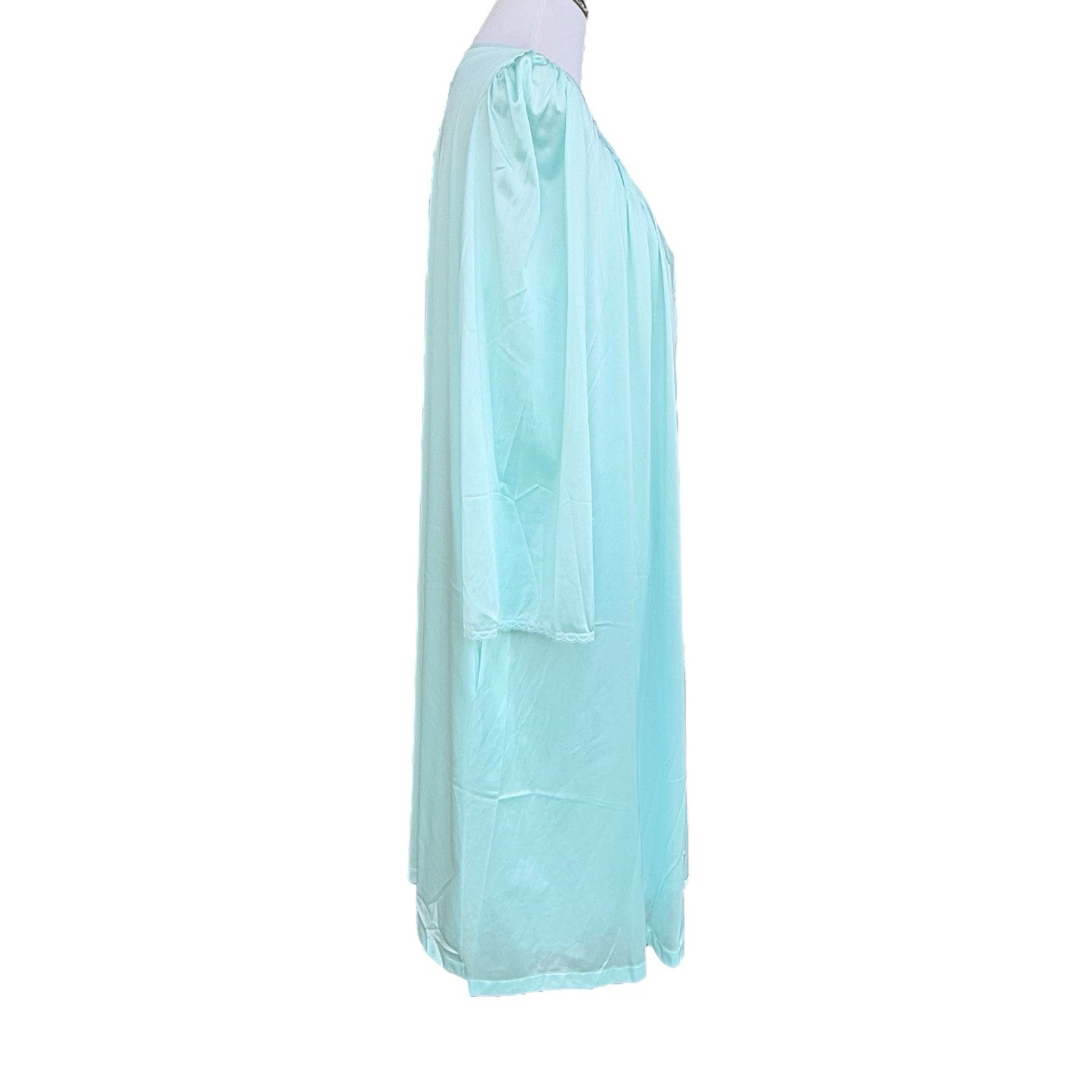 VTG Vassarette 2 Pc Sky Blue Lace Nightgown & Robe Peignoir Set Size Medium NEW