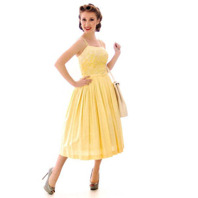 VTG 1950s Wendy Woods Yellow Cotton Sundress Embroidered Bodice S w/ Belt