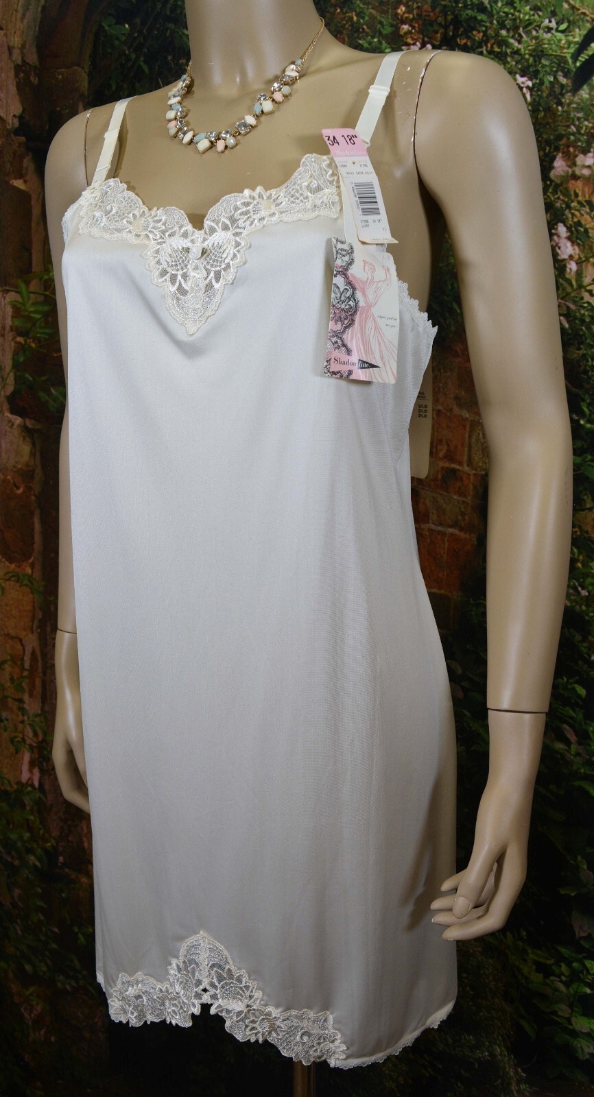 UNWORN Shadowline Ivory White Slip, NOS w/Original Tags, Bodice Lace VTG 90’s