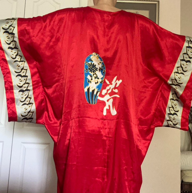 100% Silk Vintage Meiyesida Japanese Red Robe Size M