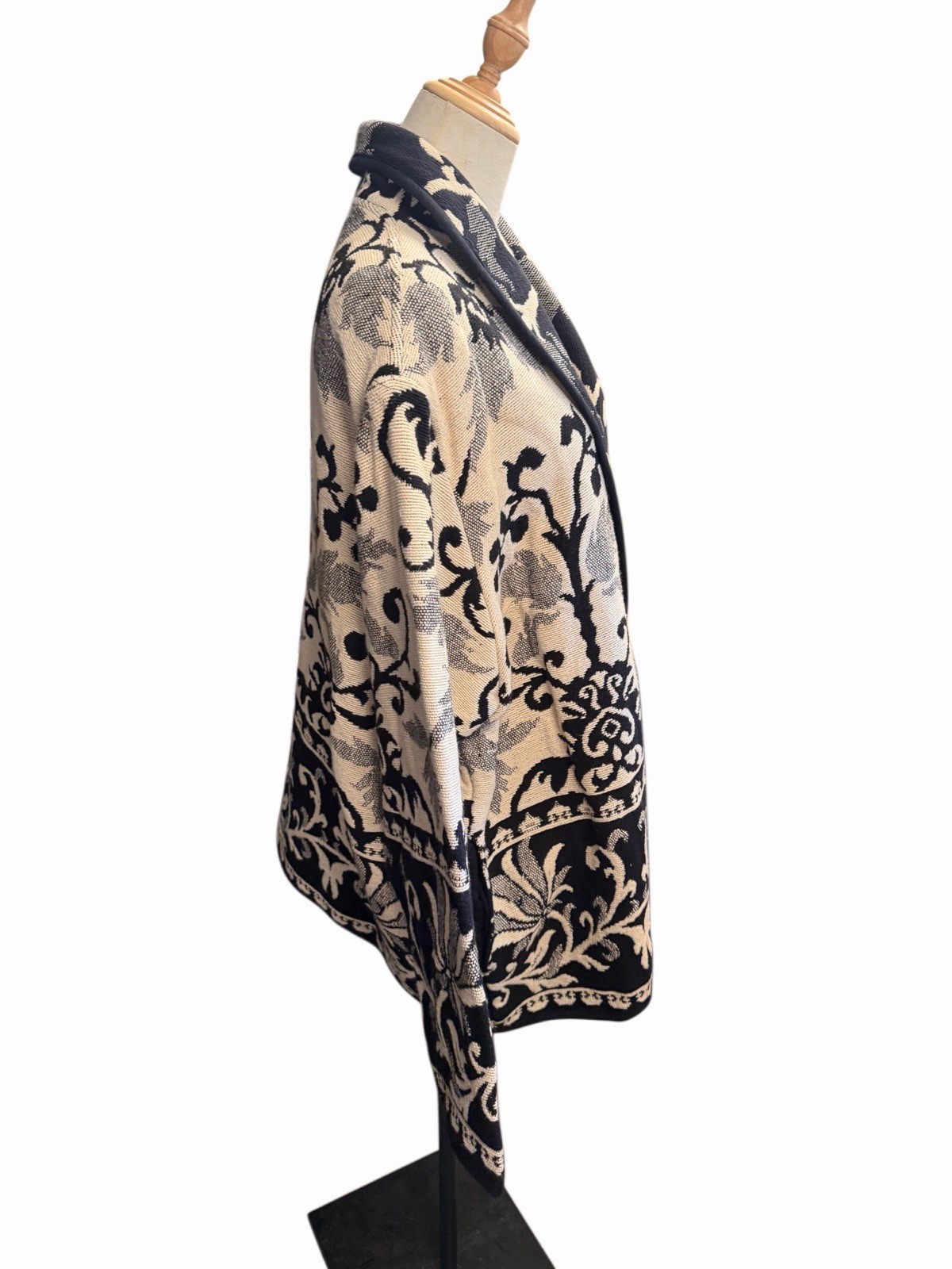 Vintage 90s Tapestry Blanket Coat Black & White Floral Woman’s 22/24W
