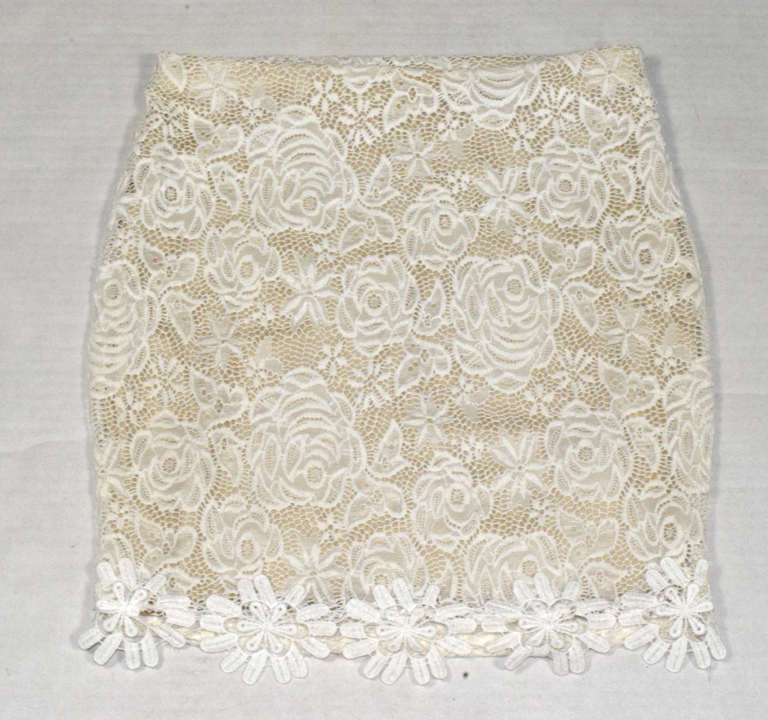 Vintage Mini Skirt Olive Tree Size S 90s White Lace Layered Stretchy Made USA