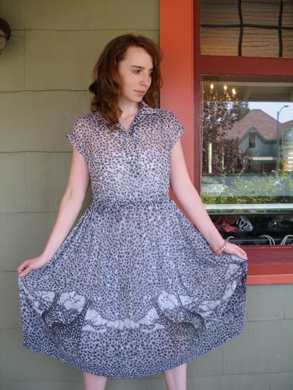 VTG Chingyeh Dress Sheer Chiffon African Savannah Scene Animal Print Grey Black