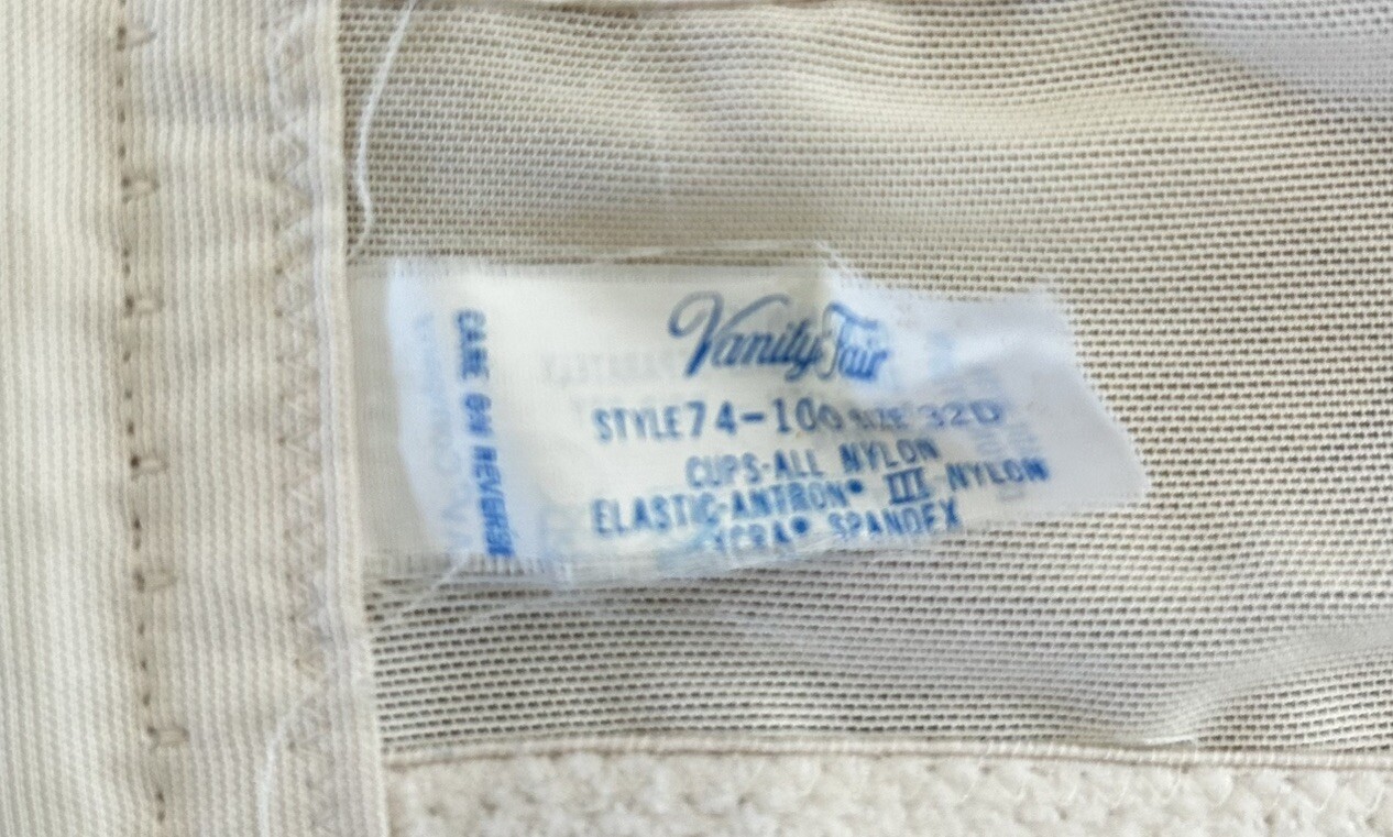 Vintage Vanity Fair #74-100 Sheer Nylon Lace Strapless Underwire Bra size 32D