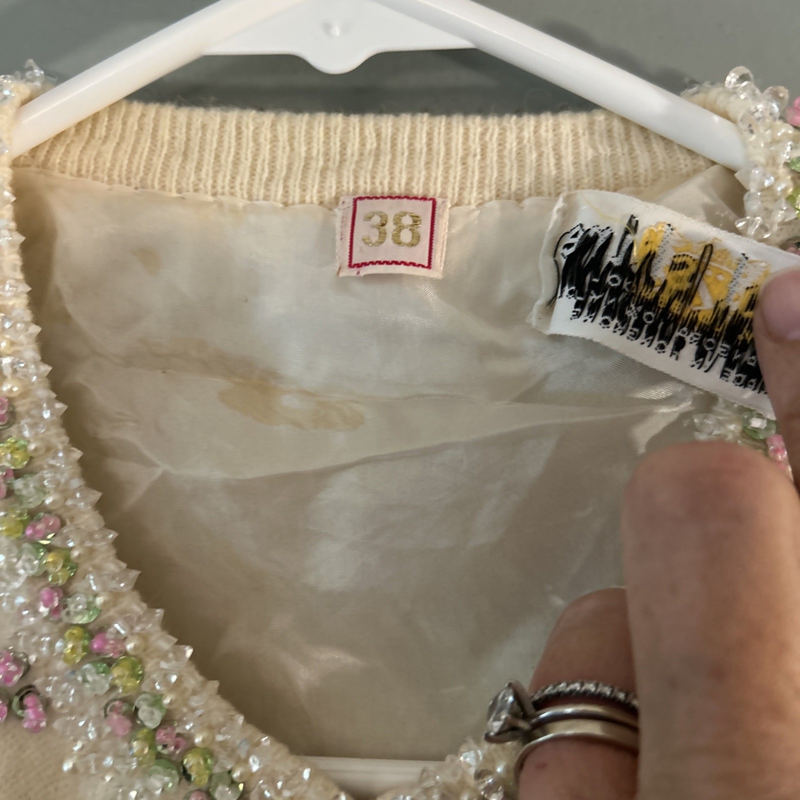 Vintage Womens Embroidered Beaded Cream Sweater Lambs Wool Angora L XL Hong Kong
