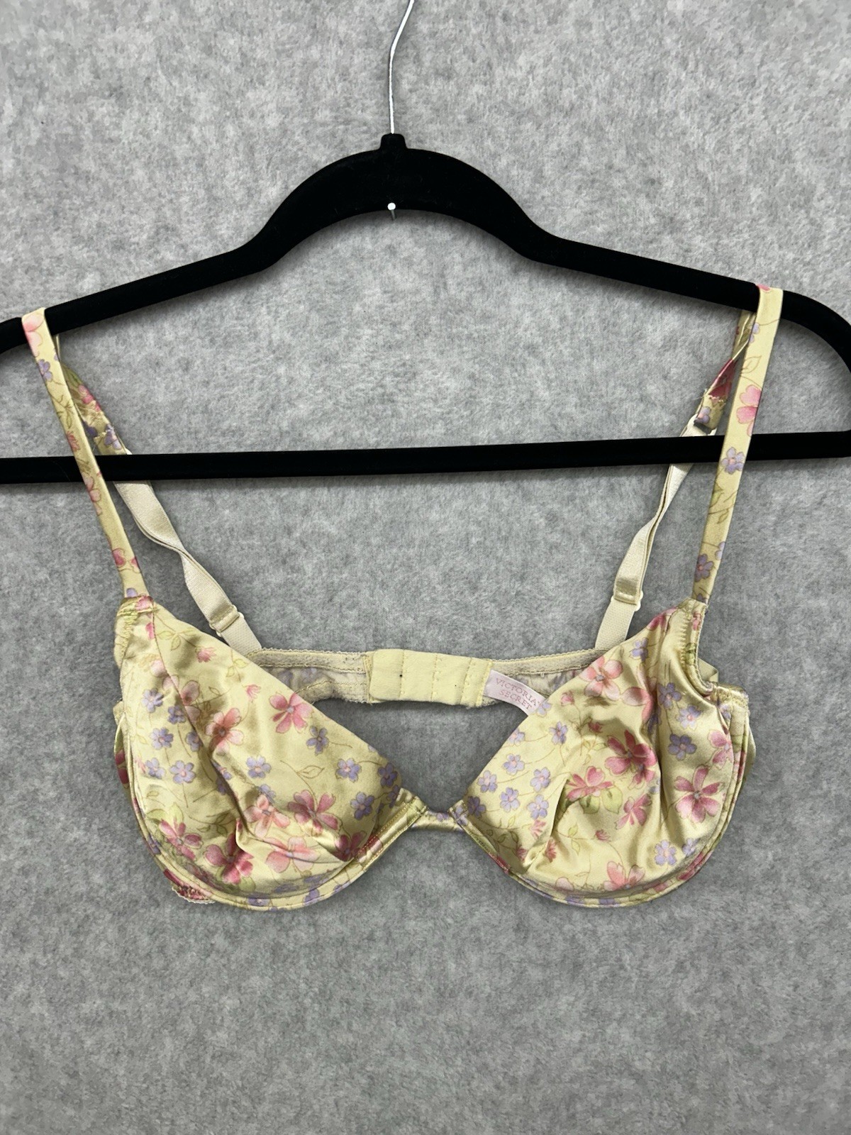 Vintage 1999 Victorias Secret Satin Second Skin Bra 34C Underwired Yellow Floral