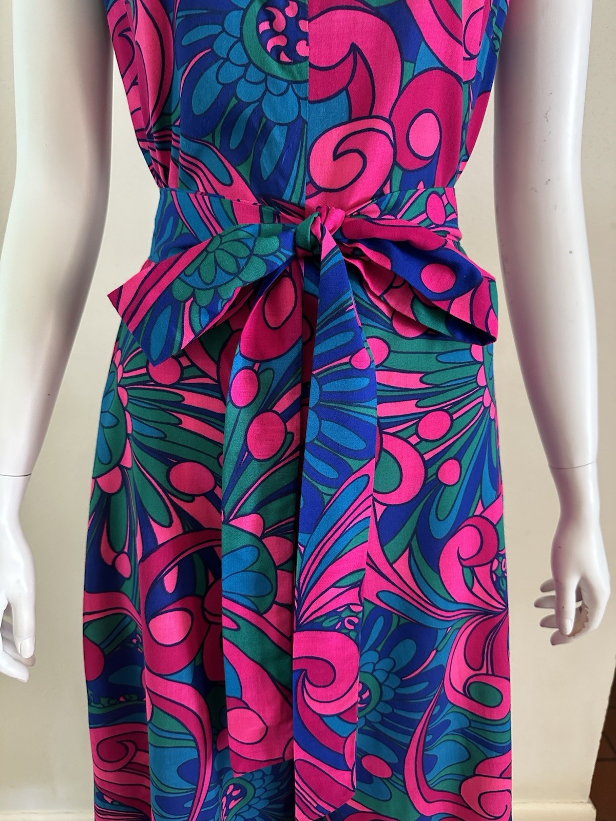 1960s Fumis Waikiki Hawaiian Palazzo Jumpsuit Psychedelic Floral Hostess Mod VTG