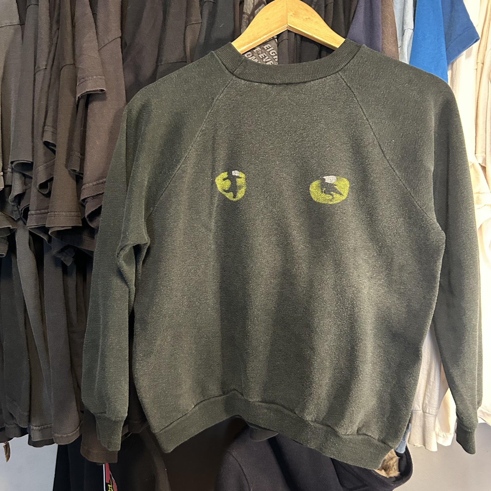 Vintage 80s CATS Musical Broadway 1981 Crewneck Sweatshirt Size Medium Faded