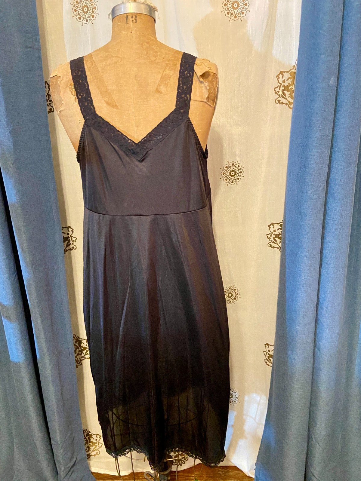 Vintage DIXIE BELLE Black Nylon Full Slip Dress Floral LACE 40 Tall EUC Coquette