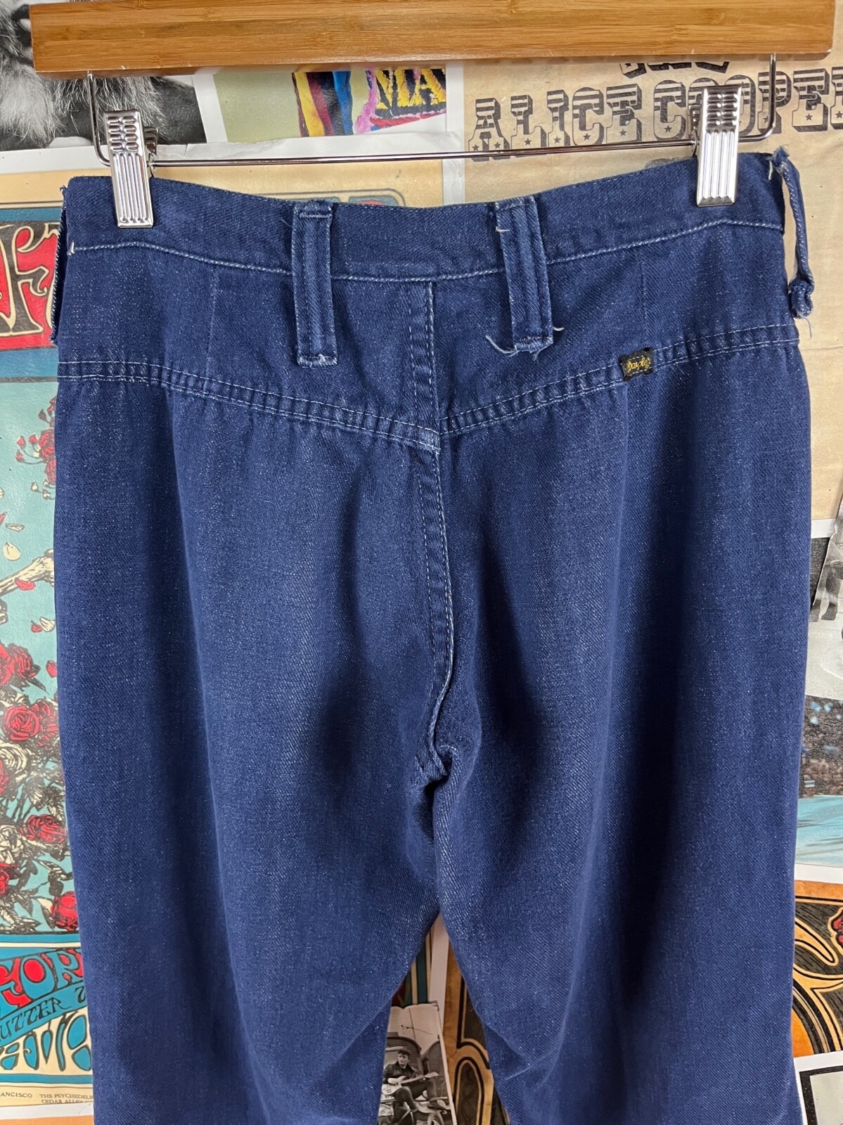 Vintage 70s Dark Wash Junior Low Rise Wrangler Bell Bottom Denim Flares 28×29