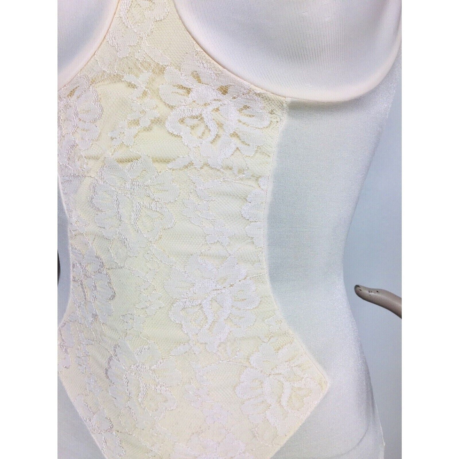 Vintage 70s OLGA Boudoir Peignoir Underwire Bodysuit Shapewear Lace Girdle 34C