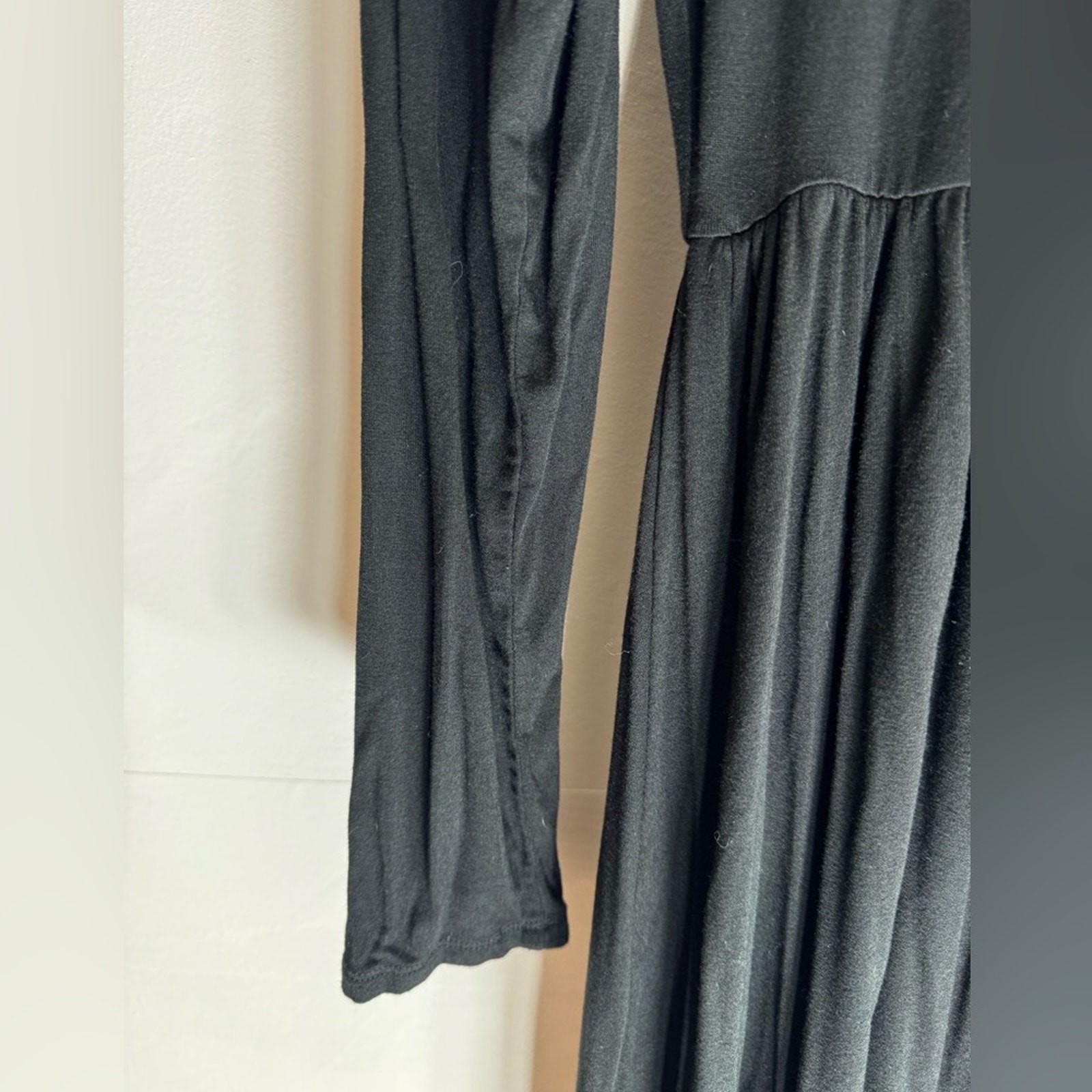 Modcloth Dress Sz Large Medium Black Long Sleeve Flowy Dress Fits 8/10/12