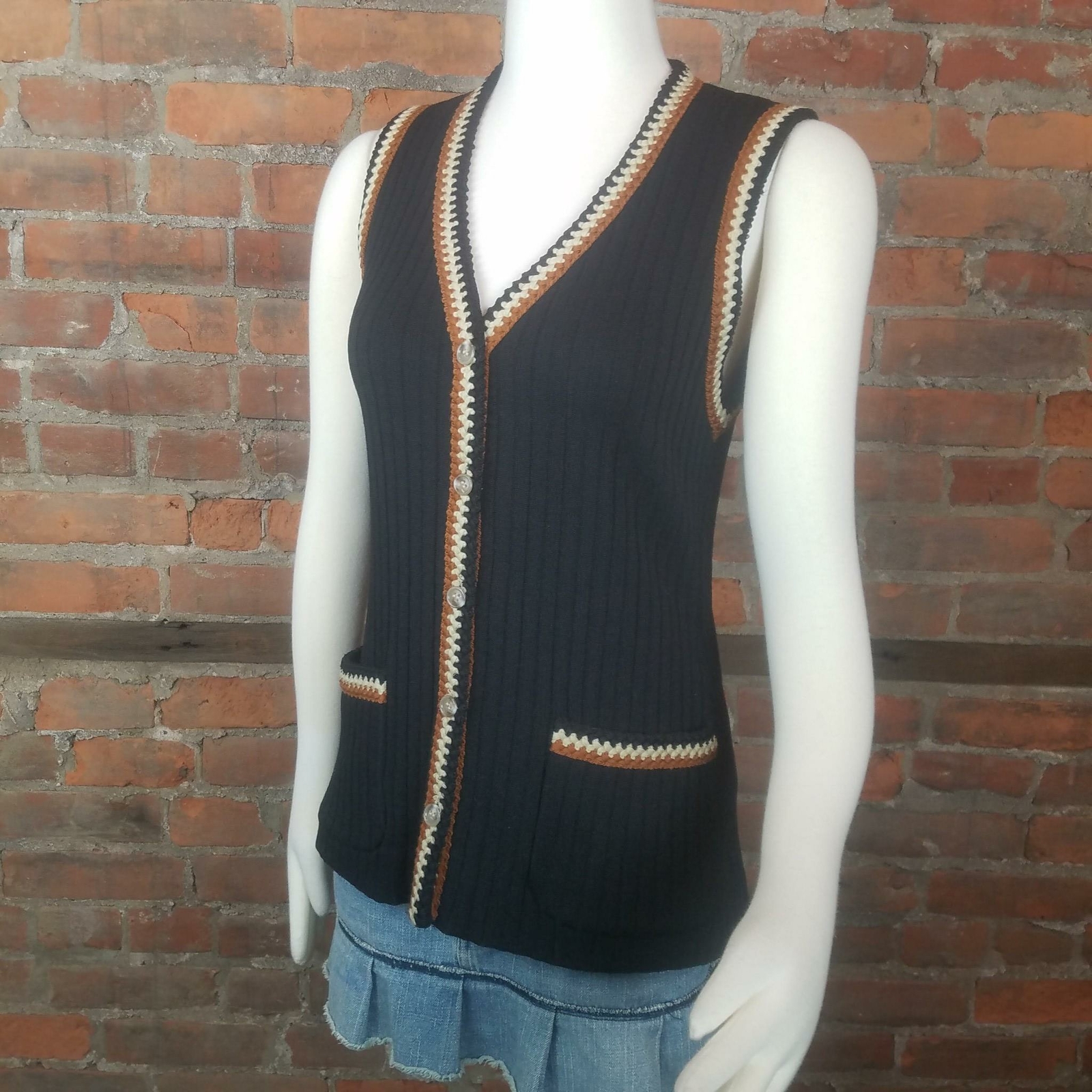 VTG Women’s Vest Black Embroidery Trim Tan Brown Cream Front Pockets Size S