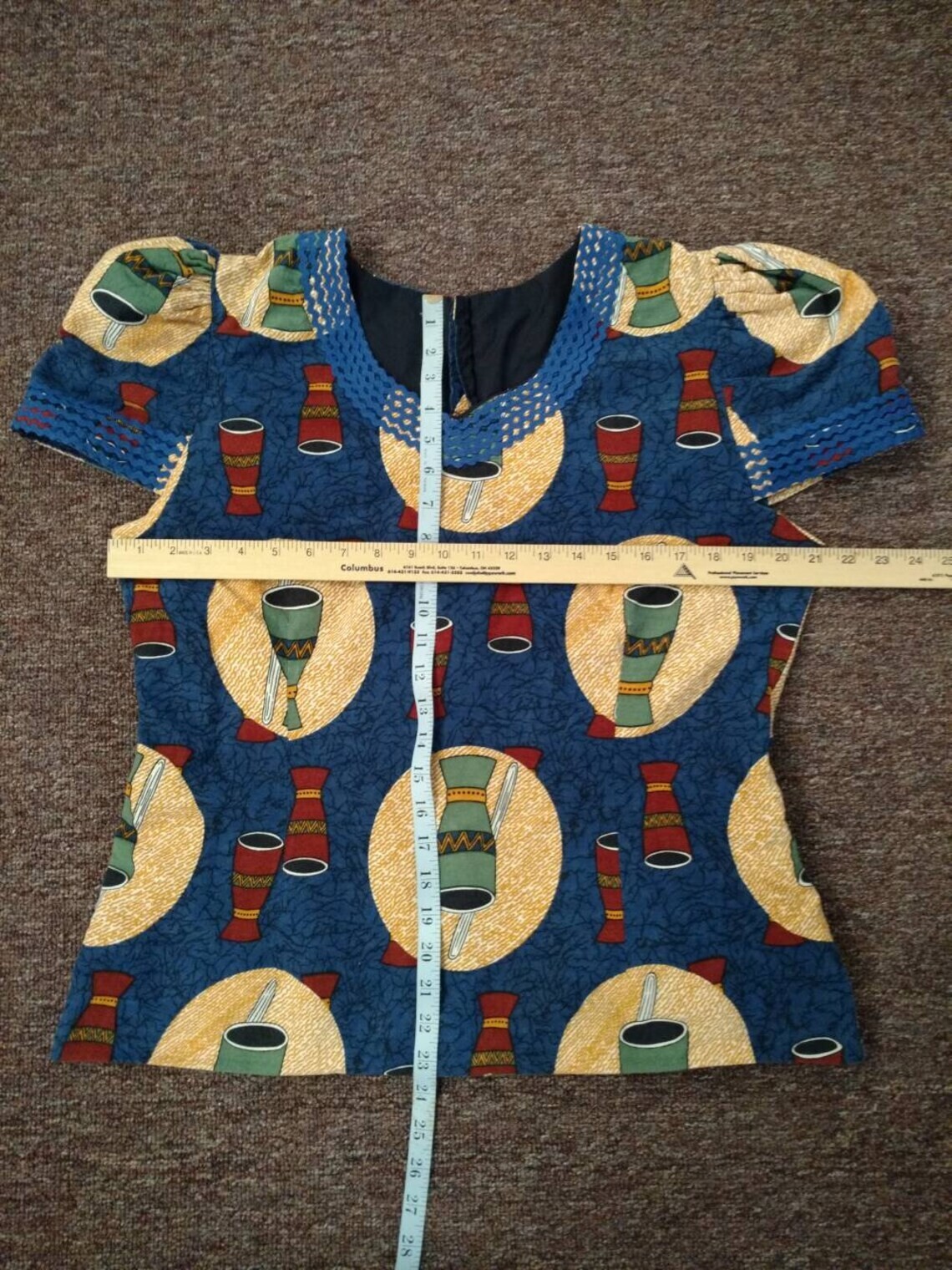 Vintage Ethnic African Shirt 42″B Tribal Drum Print Top Music Festival Blouse