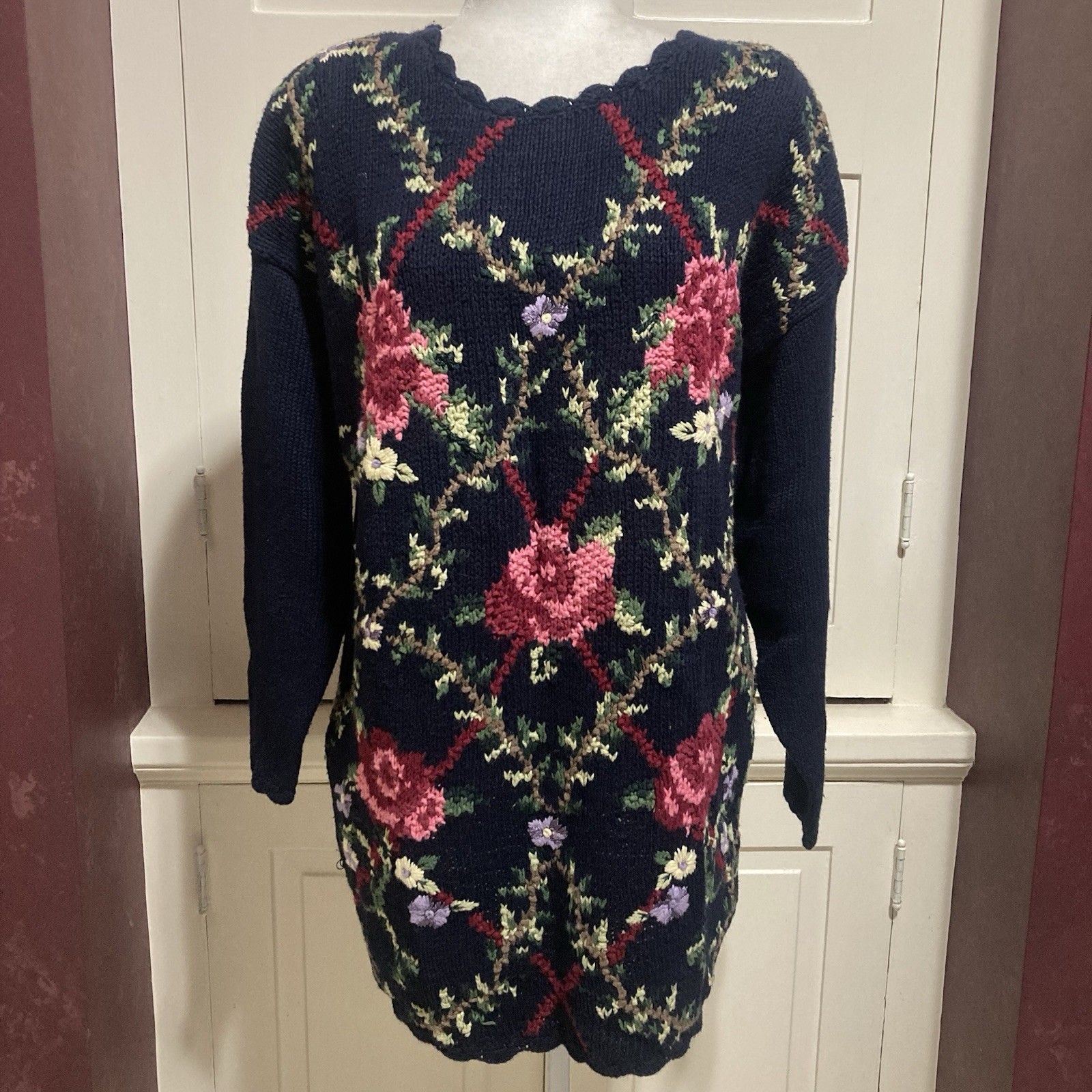 Vintage Paul Harris Design Dark Blue Knitted Flower Floral Long Sweater Size S