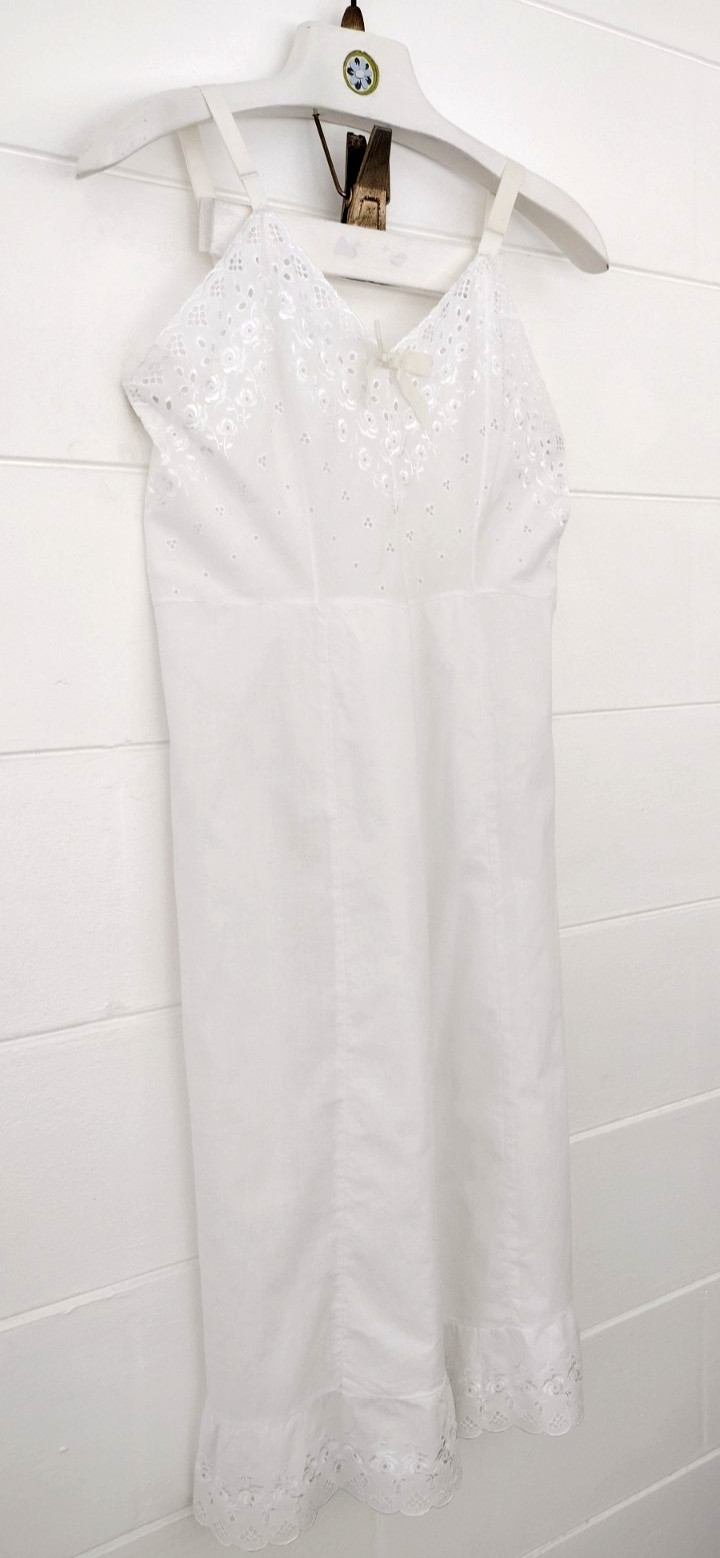 Vtg 50s Stones Wear Full Slip Dress White Cotton Eyelet Floral Lace Ruffle 38avg