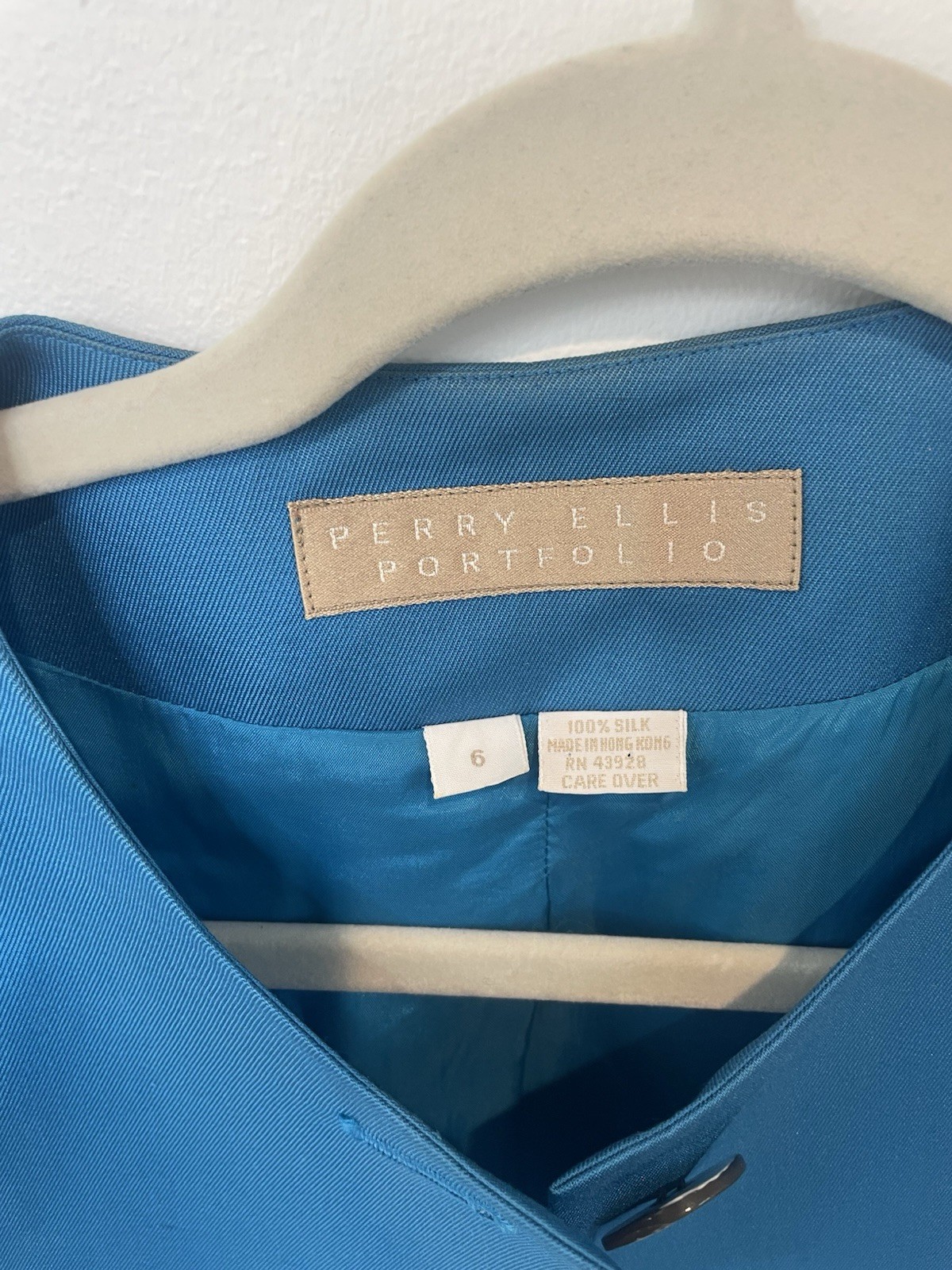 Vintage Perry Ellis Portfolio Blue Silk Blazer Shiny Buttons Old Money Size 6