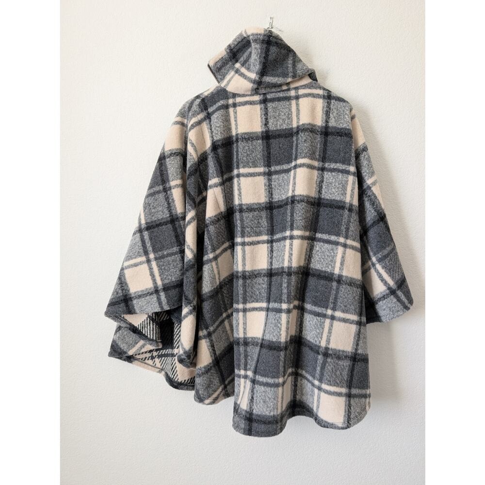 Free People Oversized Poncho with Pockets Gray & Cream OS Winter Indie Cottage