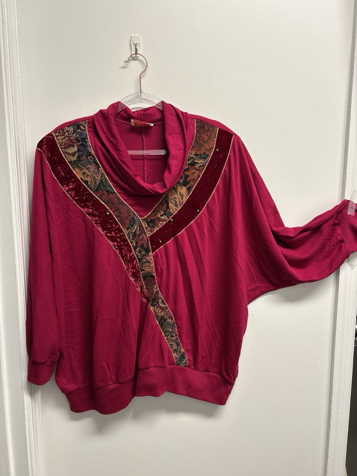 Vtg Young Stuff Fuchsia Pink Top, Shoulder Pads, Velour And Brocade Trim 80’s