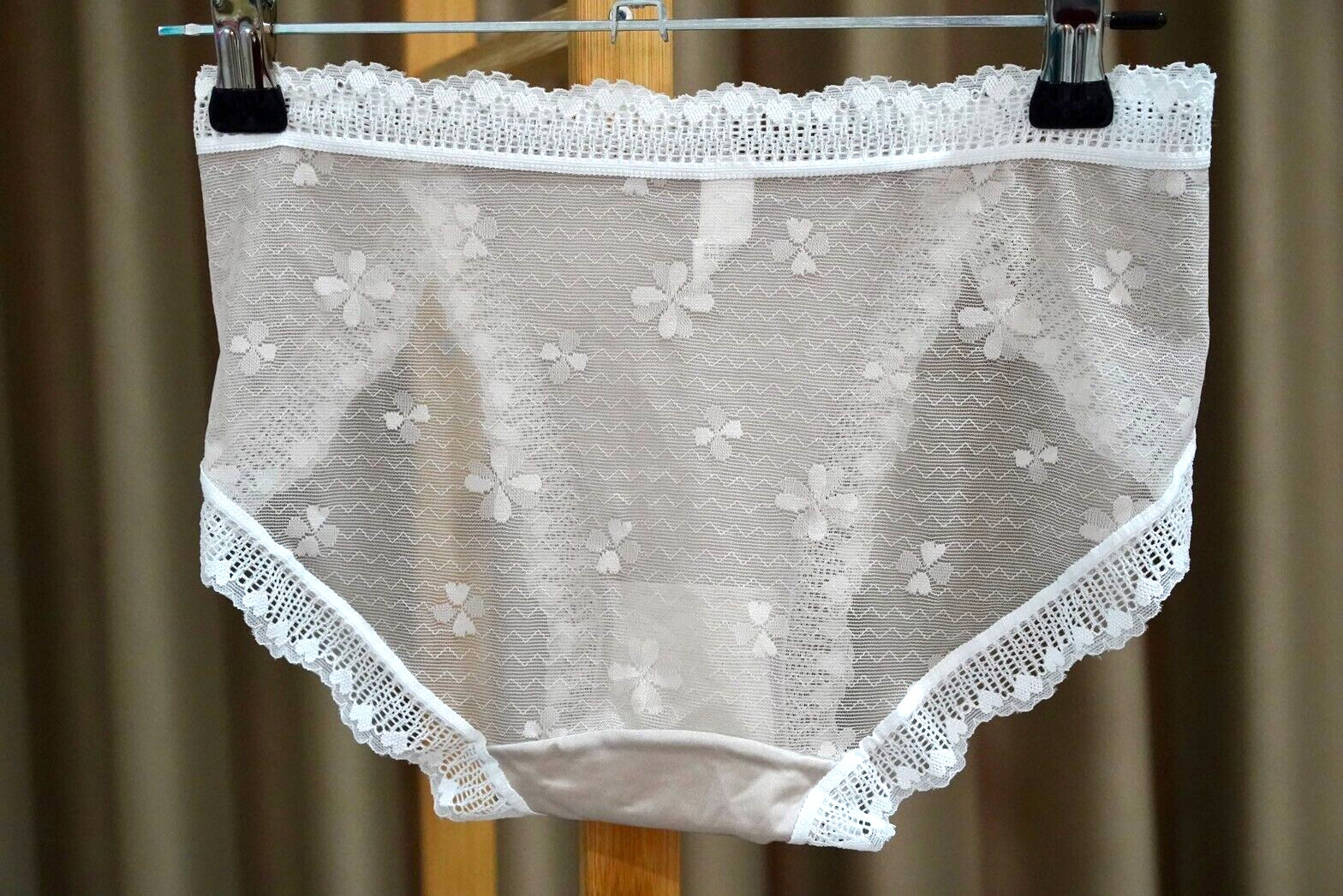 Lot of 3 Sissy Nylon Spandex Panties Sheer Smooth Lace Bikini Hips 32-38″