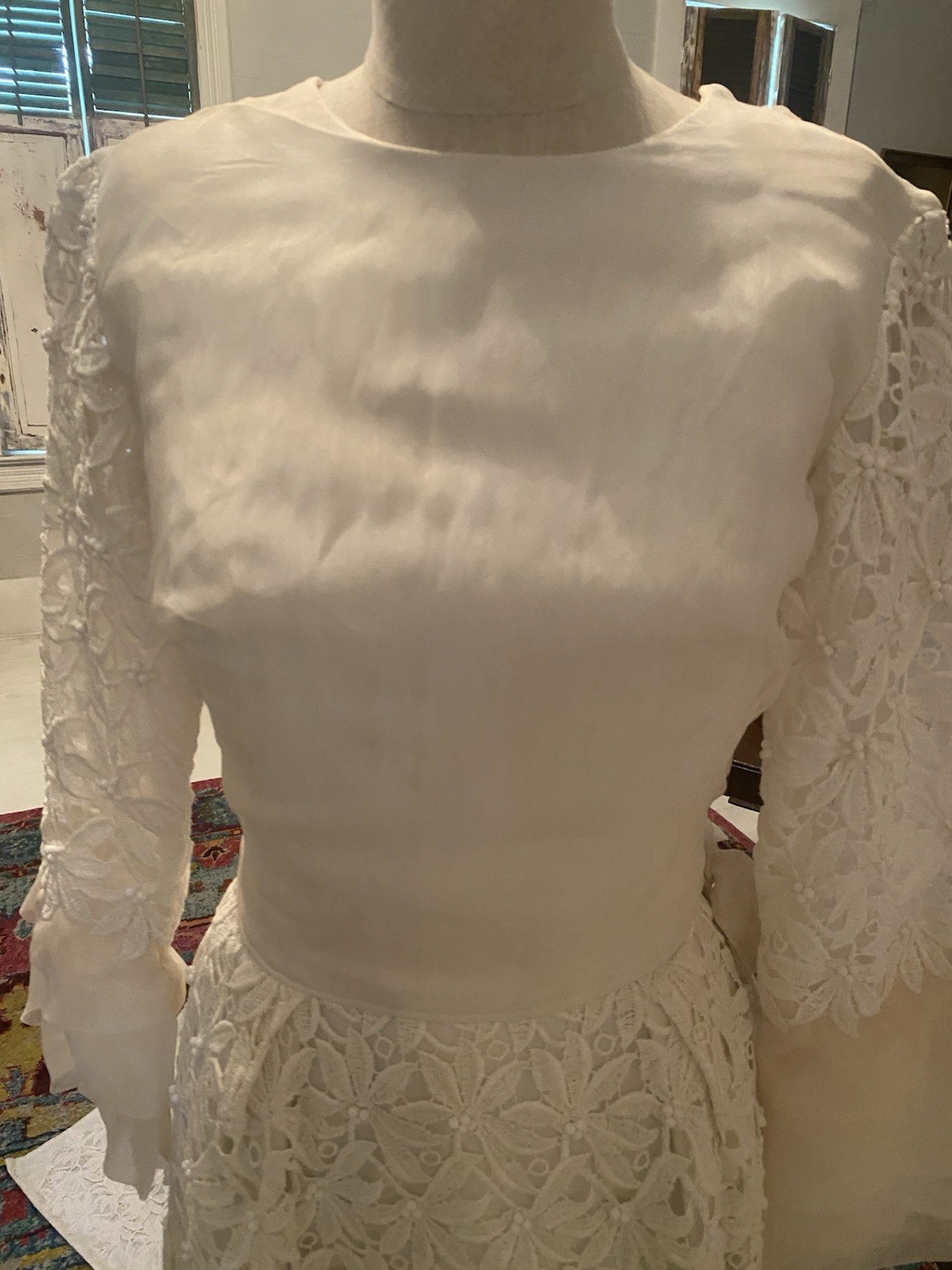 Vtg Soft White/Off White Embroid/Floral Handmade Wedding Dress W/Train-XS