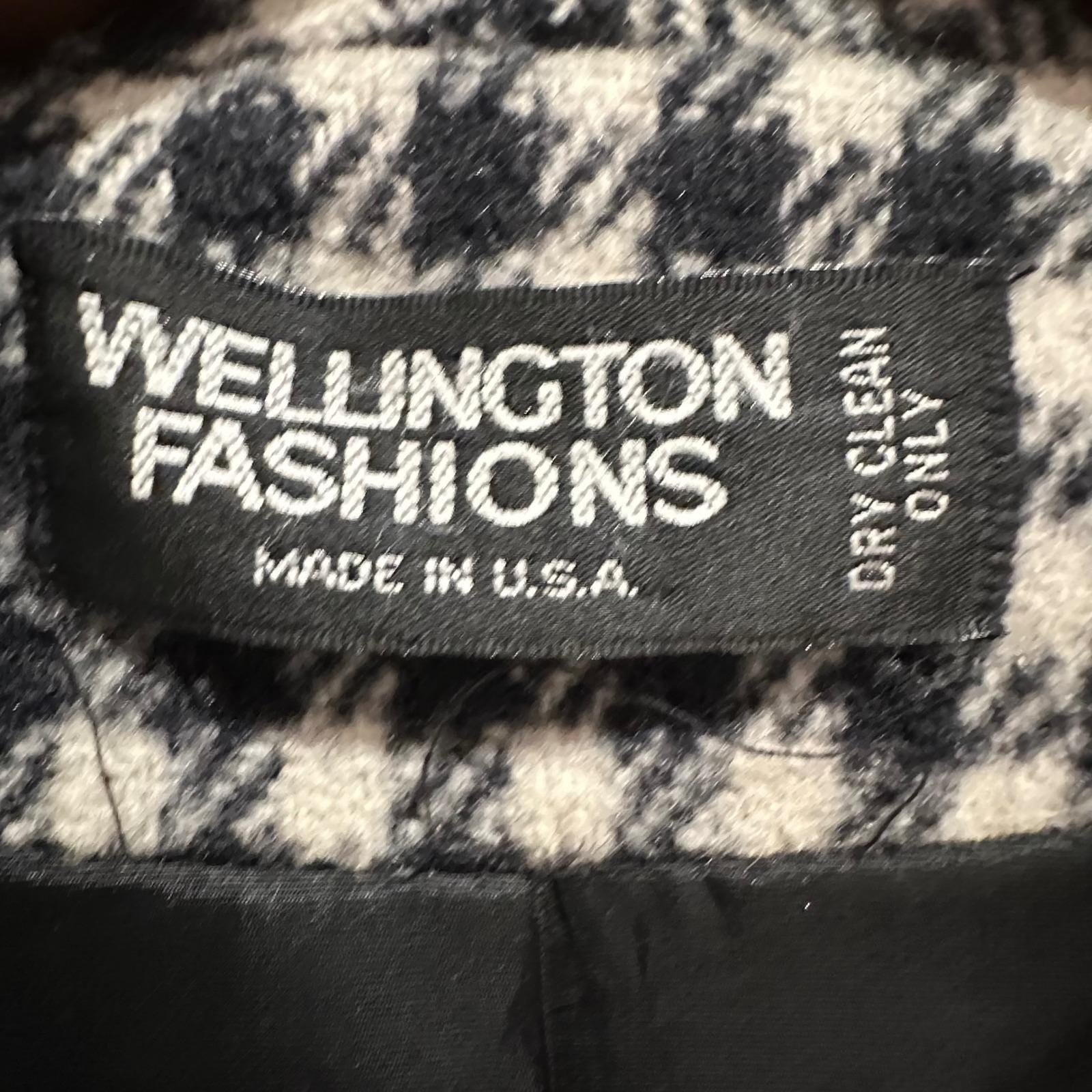 Wellington Fashions Vintage 80’s Houndstooth L Coat Black White Wool Blend
