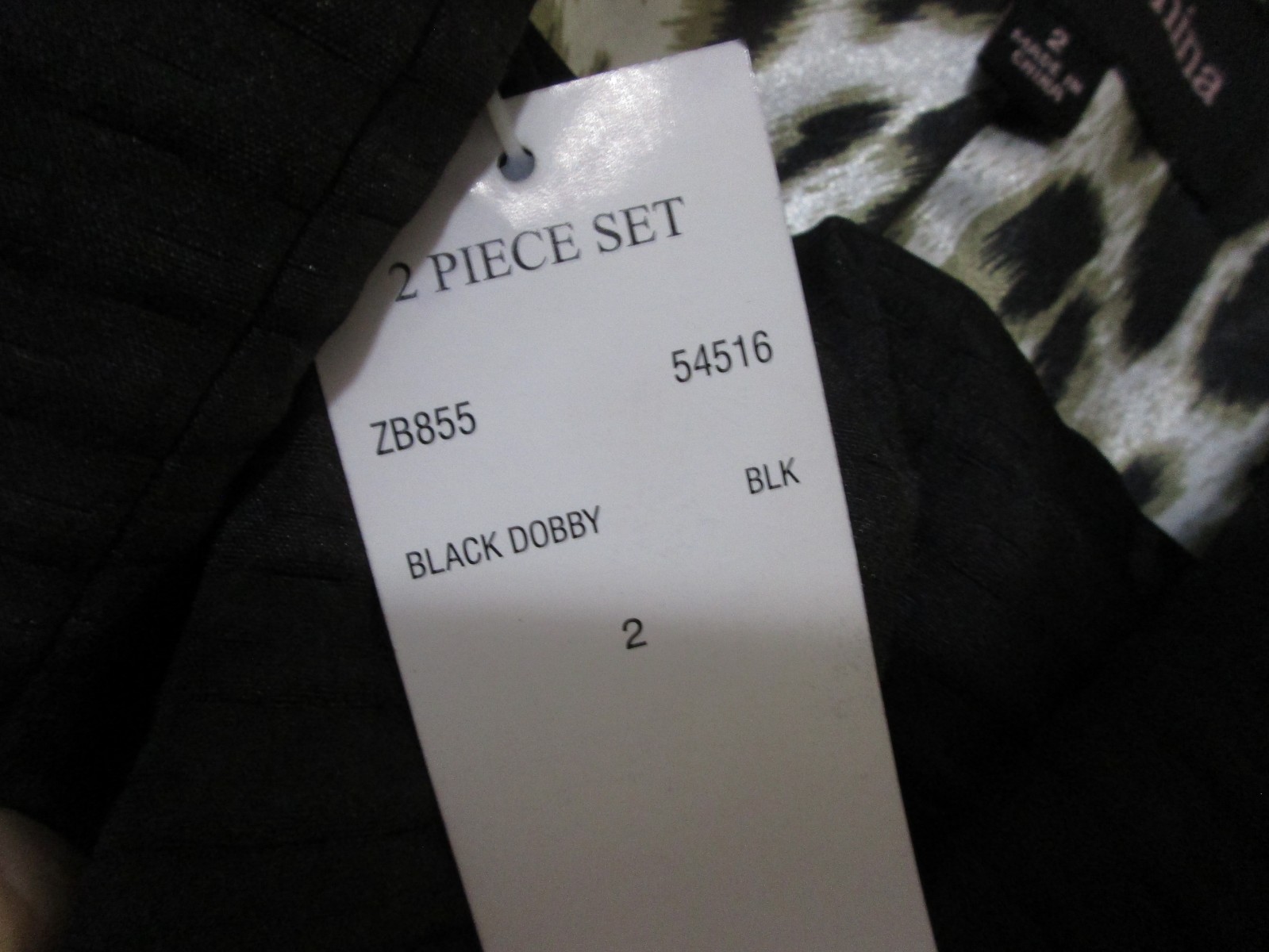 Isabel & Nina 2 Piece Skirt Suit sz. 2 Black Dobby NWT Retail $290 Free Shipping