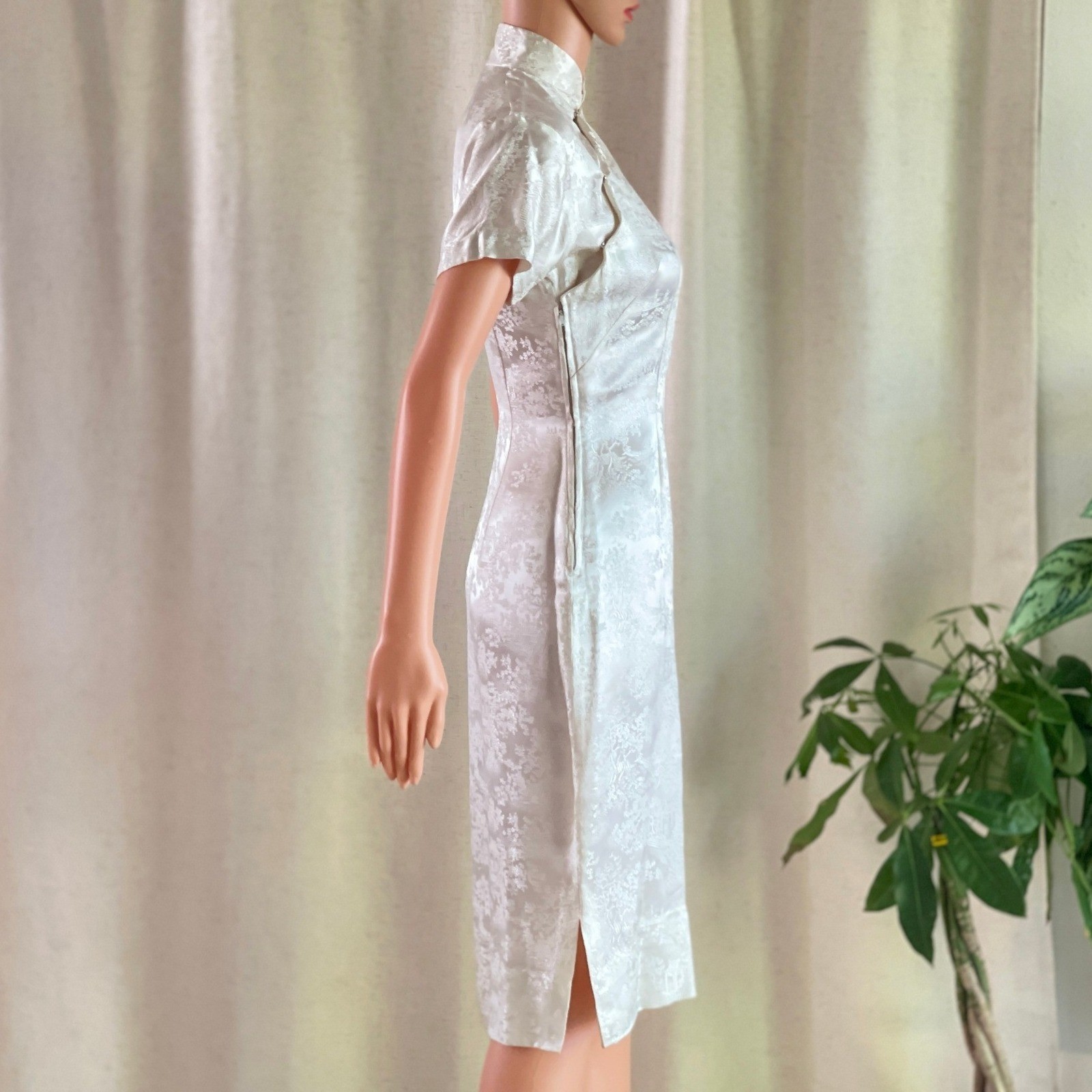 Vtg 60s Hong Kong Co Ivory White Brocade Cheongsam Qipao Dress Mandarin Collar S
