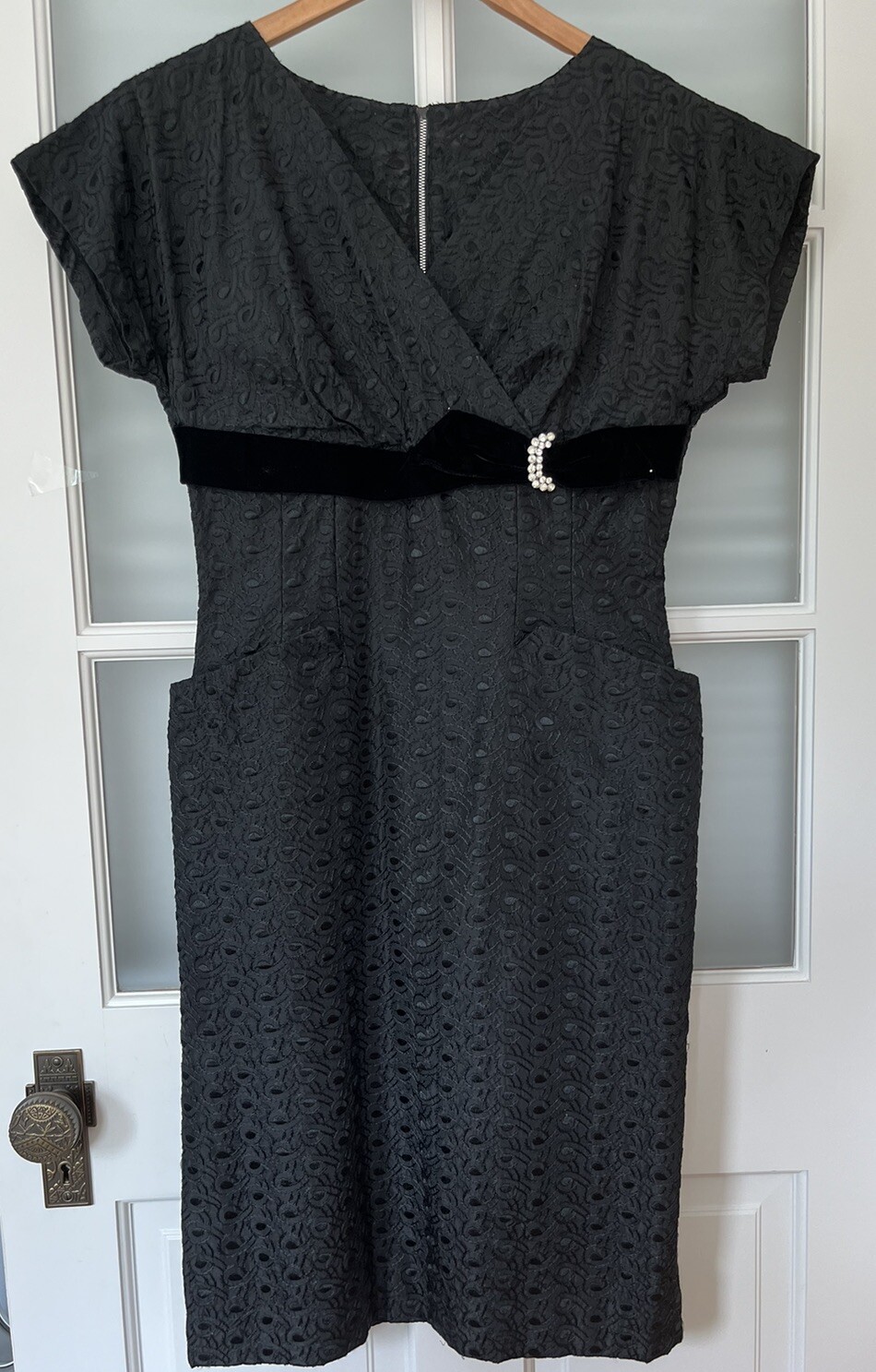 Vintage Stunning 1940’s 40’s Black Bombshell Pencil Dress Pinup S Fits 4 Brocade