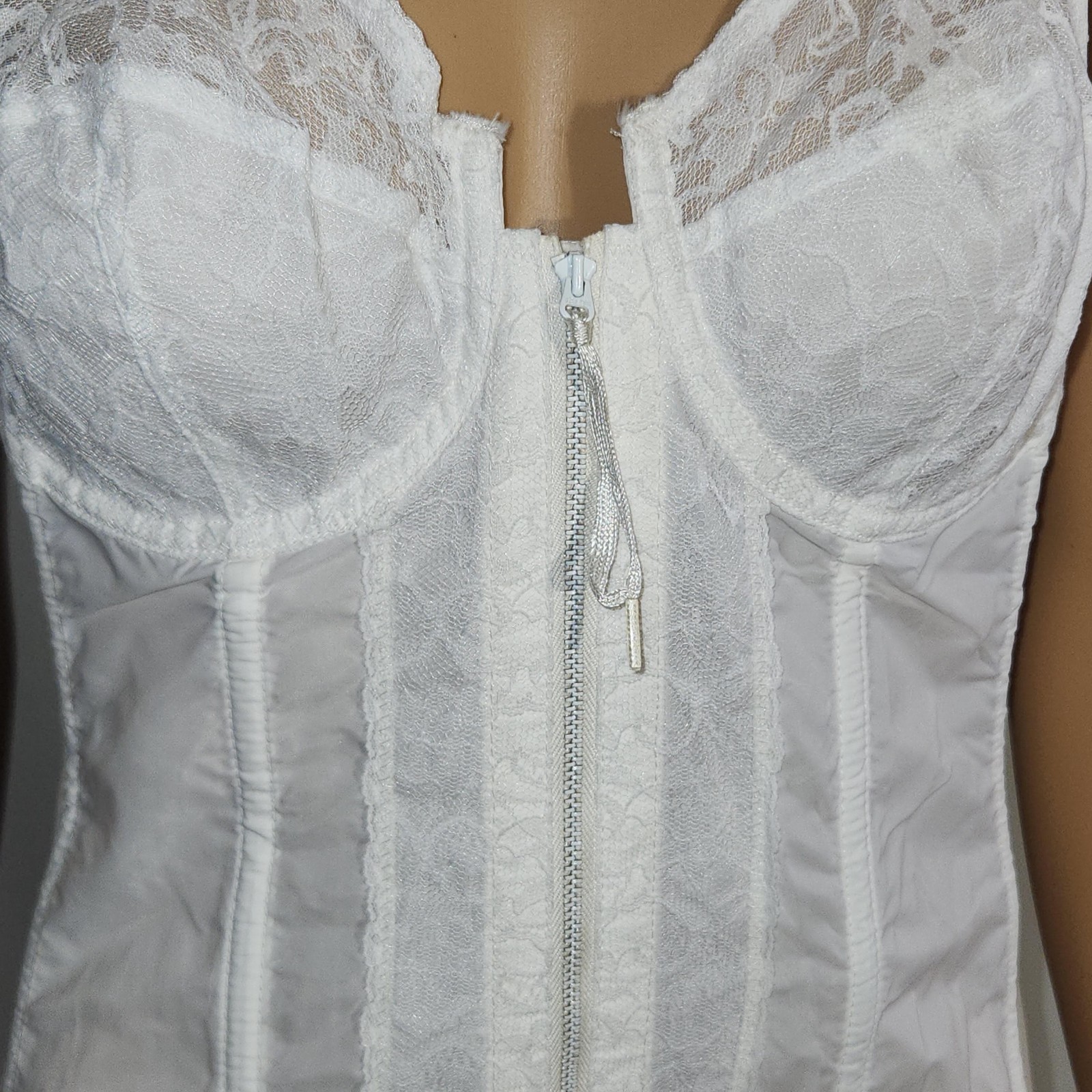 Vintage JC Penny 1960s Size 38 C Metal Clasp White Bustier with Adjustable Strap