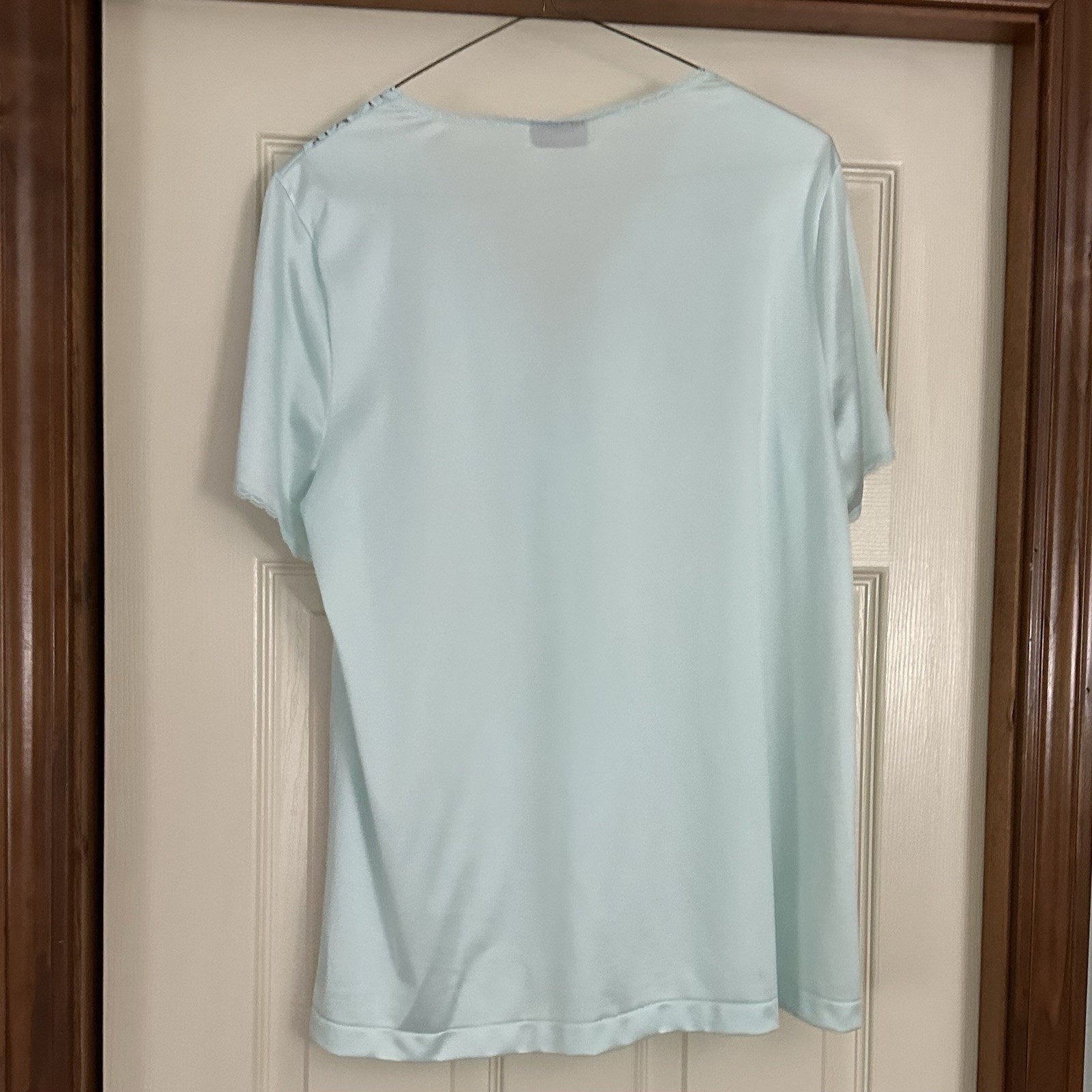 Vintage Vanity Fair Pale Aqua Med Embroidered Floral Lace V-Neck Bed Jacket
